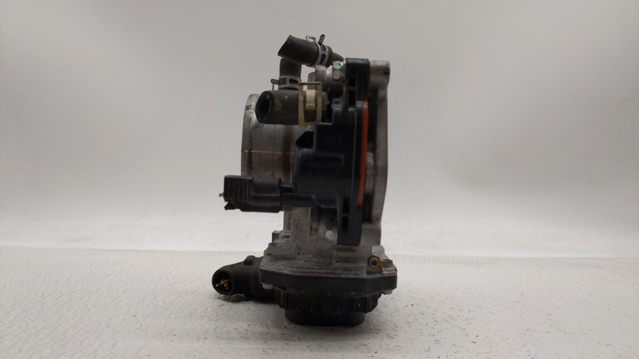 2016-2019 Honda Hr-V Throttle Body P/N:GMF3B Fits Fits 2012 2013 2014 2015 2016 2017 2018 2019 OEM Used Auto Parts - Oemused