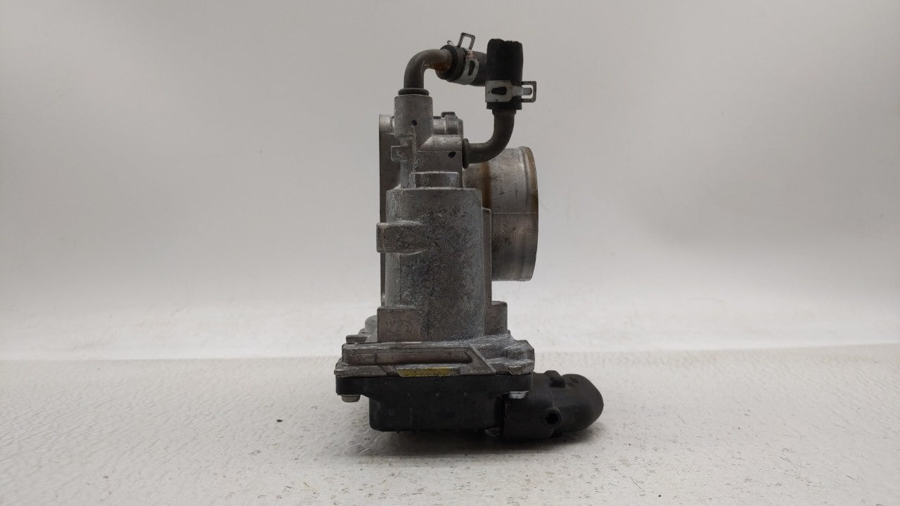 2016-2019 Honda Hr-V Throttle Body P/N:GMF3B Fits Fits 2012 2013 2014 2015 2016 2017 2018 2019 OEM Used Auto Parts - Oemused