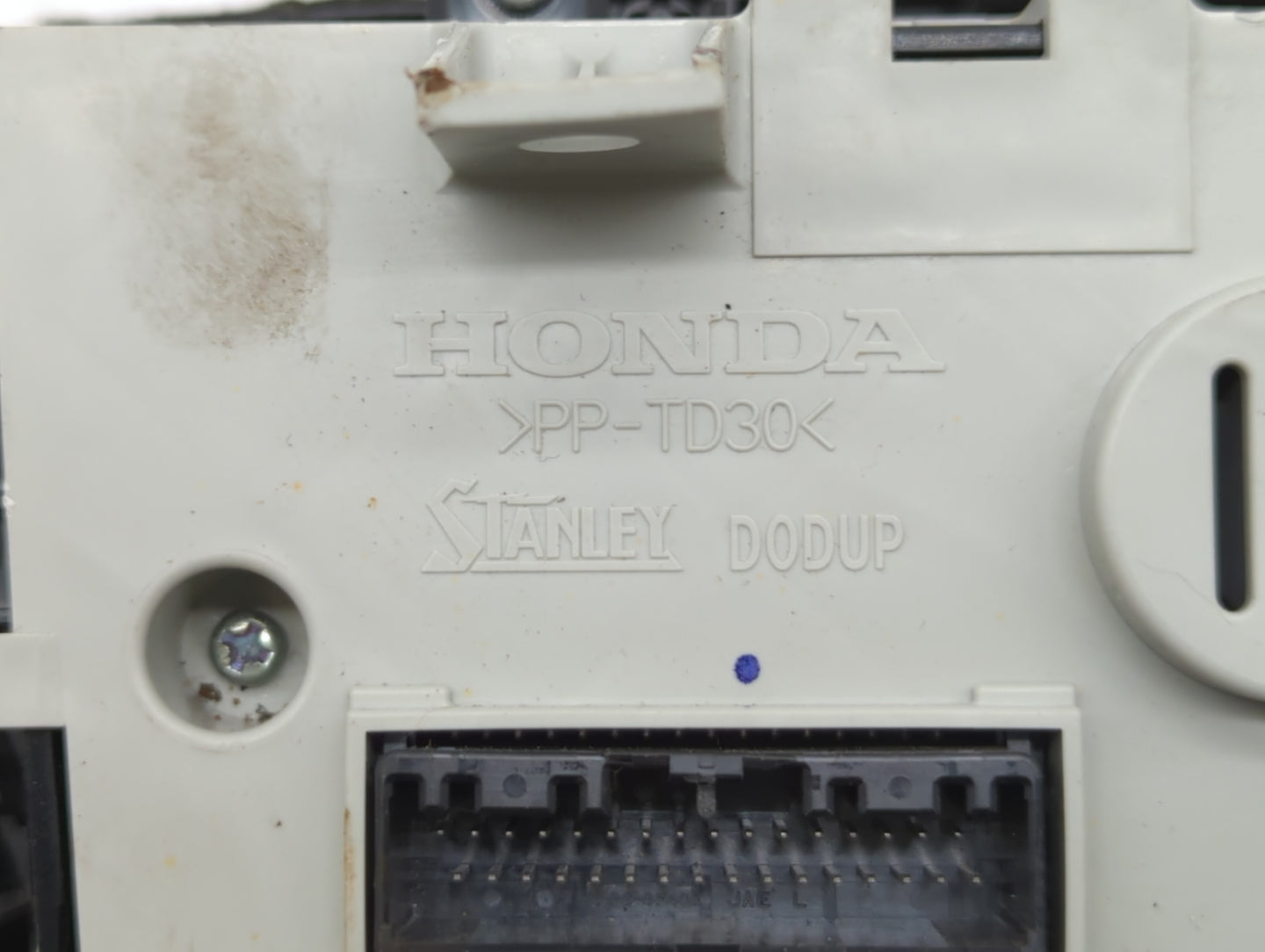 2019 Honda Hr-V Climate Control Module Temperature AC/Heater Replacement P/N:PP-TD30 Fits OEM Used Auto Parts - Oemusedautop