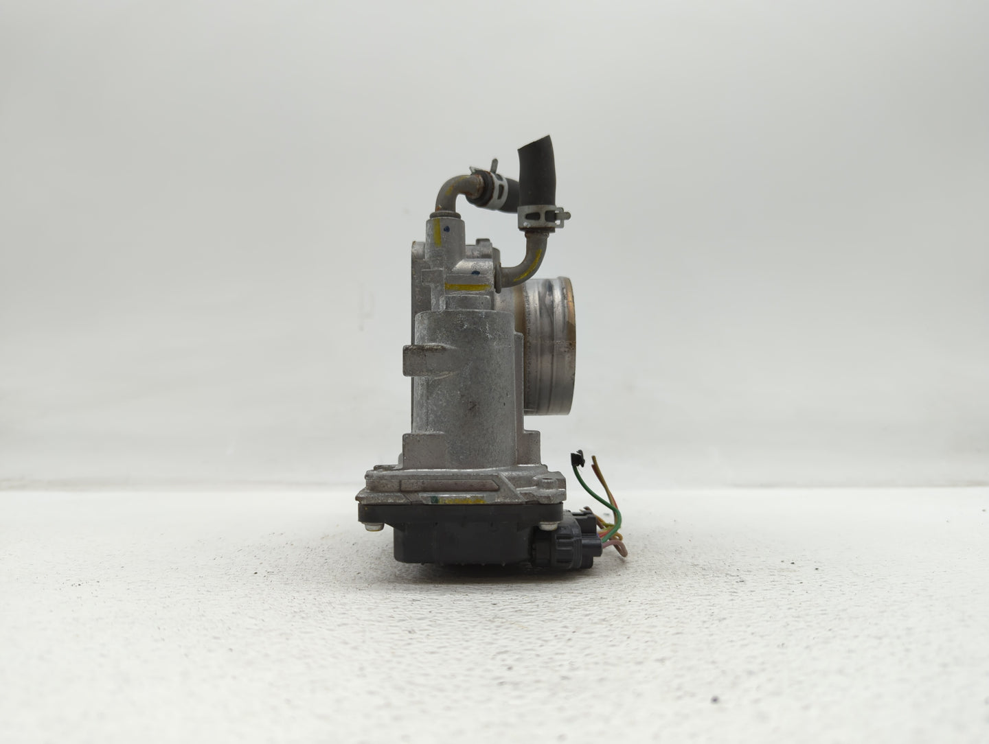 2016-2019 Honda Hr-V Throttle Body P/N:288770 GMF3B Fits Fits 2012 2013 2014 2015 2016 2017 2018 2019 OEM Used Auto Parts - 