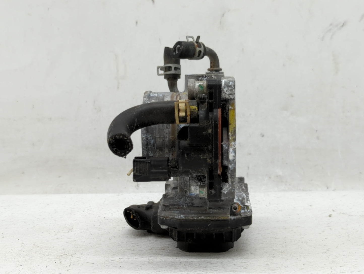 2016-2022 Honda Hr-V Throttle Body P/N:GMA3A GMF3B Fits Fits 2012 2013 2014 2015 2016 2017 2018 2019 2020 2021 2022 OEM Used