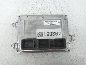 compare product 2019 Honda Hr-V PCM Engine Control Computer ECU ECM PCU OEM P/N:37820-51M-L71 37820-51M-L51, 37820-51M-L61 Fits OEM Used Auto Parts