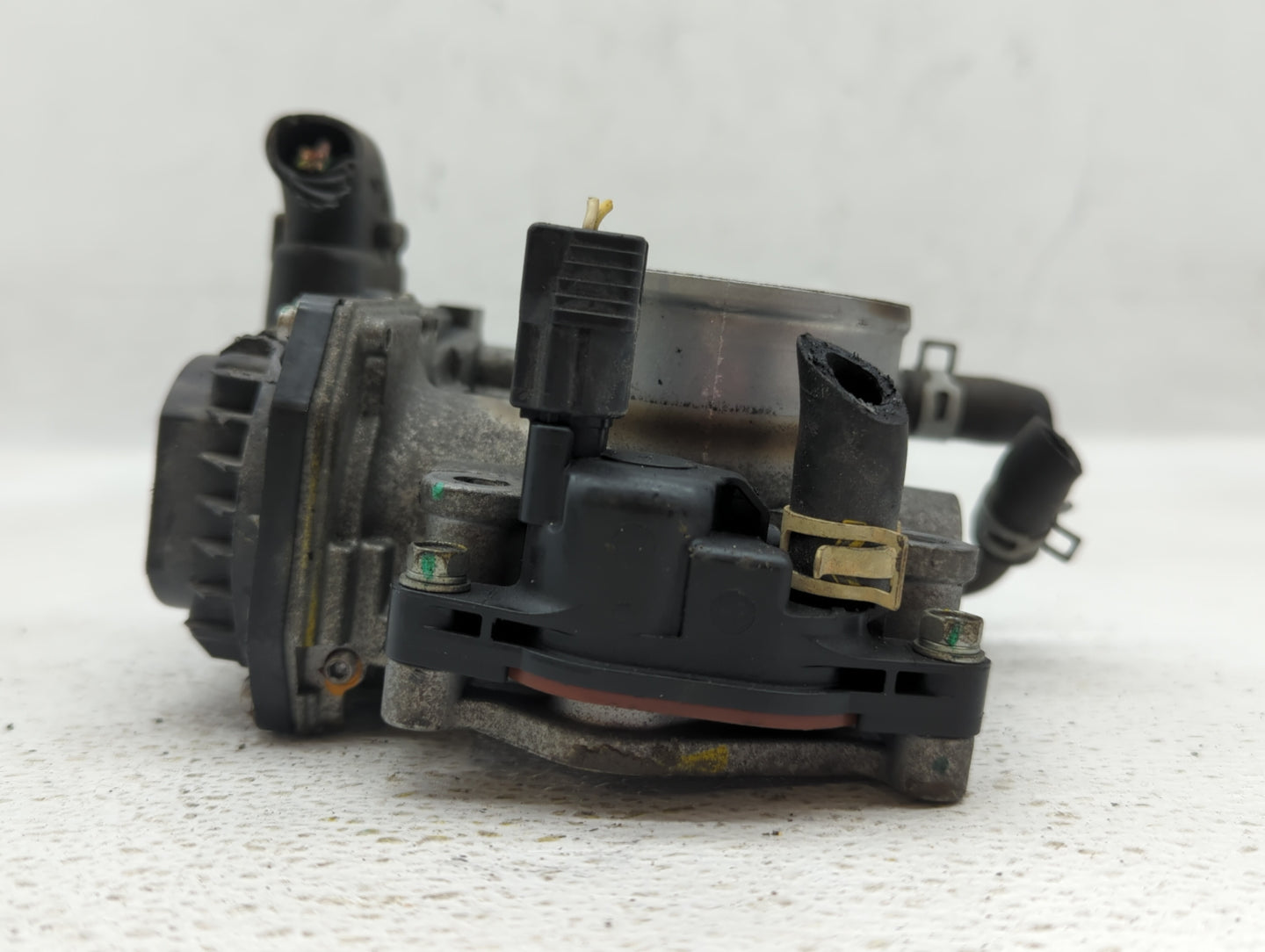 2016-2022 Honda Hr-V Throttle Body P/N:GMF3B Fits Fits 2012 2013 2014 2015 2016 2017 2018 2019 2020 2021 2022 OEM Used Auto 