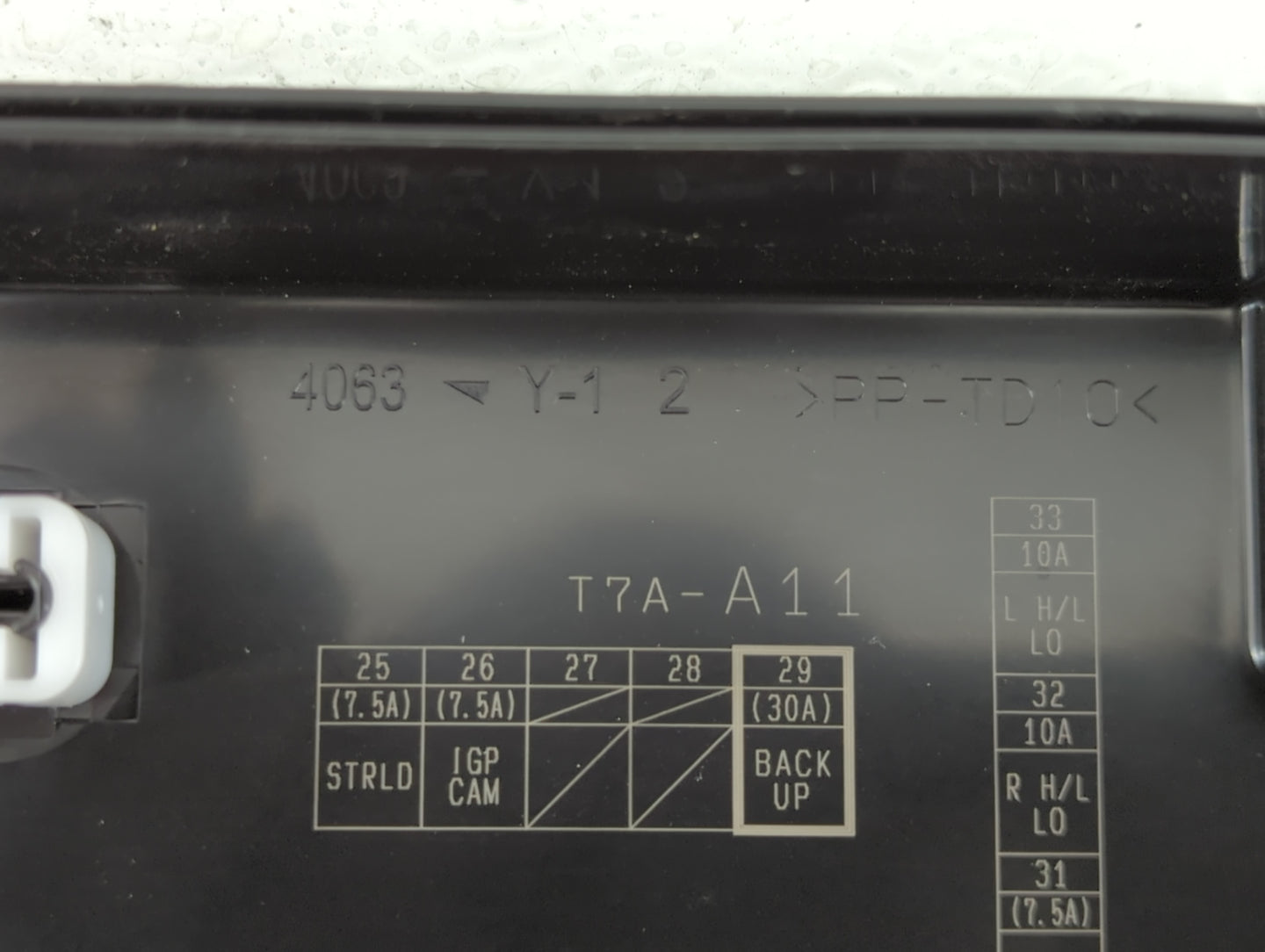 2019 Honda Hr-V Fusebox Fuse Box Panel Relay Module P/N:T7A-A11 Fits OEM Used Auto Parts - Oemusedautoparts1.com