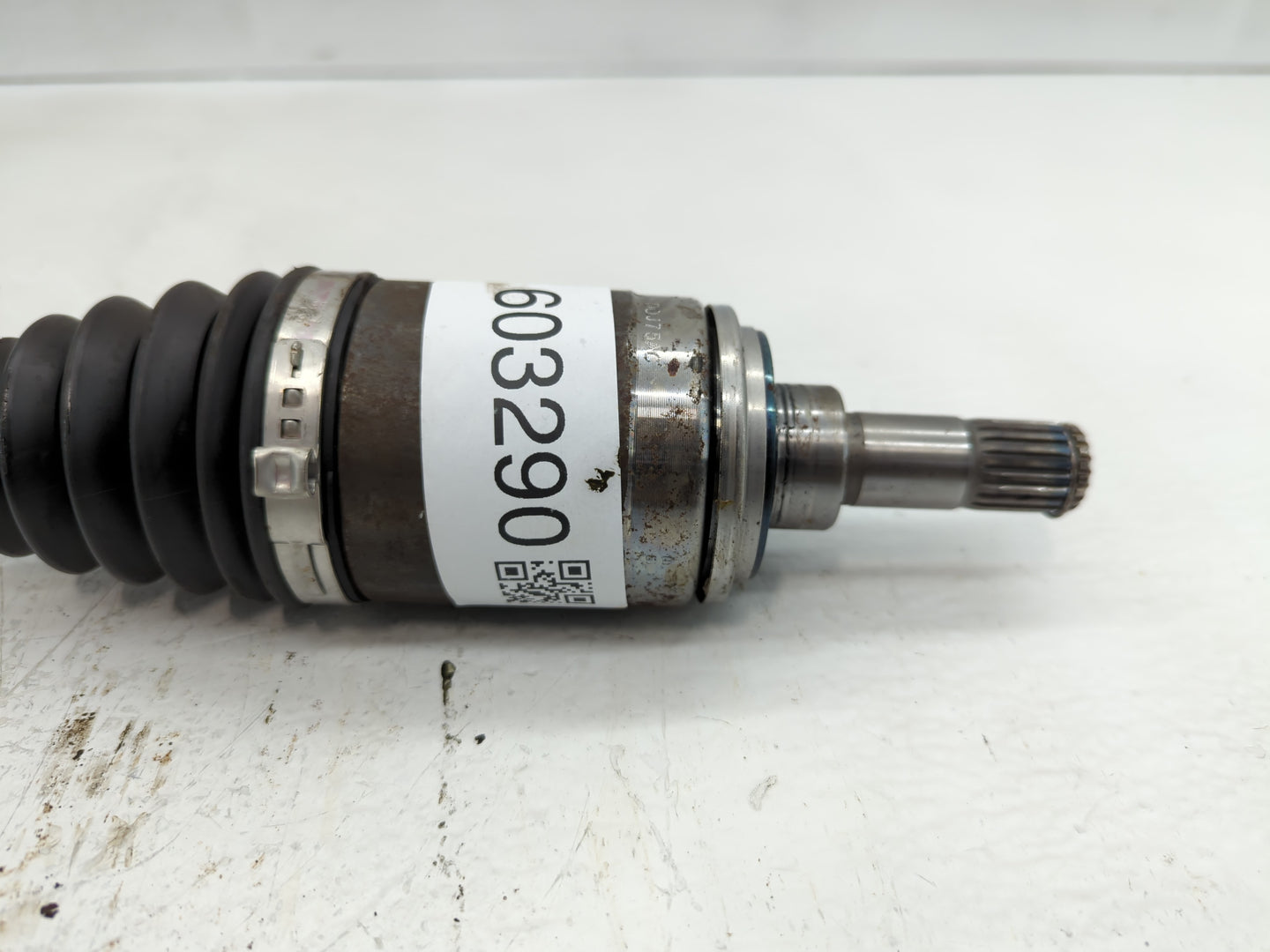 2019-2022 Honda Hr-v Axle Shaft Front Passenger Cv C/v - Oemusedautoparts1.com