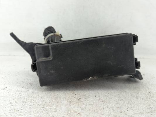 2019 Honda Hr-V Fusebox Fuse Box Panel Relay Module P/N:T7A-A11 4063 Y-1 2 Fits OEM Used Auto Parts - Oemusedautoparts1.com