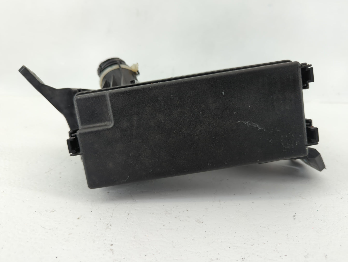 2019 Honda Hr-V Fusebox Fuse Box Panel Relay Module P/N:T7A-A11 4063 Y-1 2 Fits OEM Used Auto Parts - Oemusedautoparts1.com