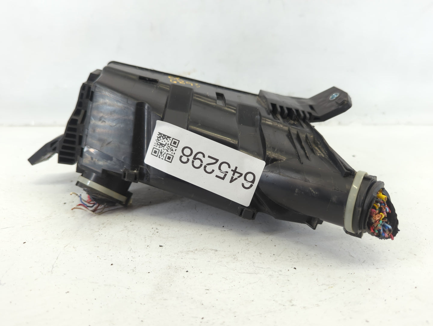 2019 Honda Hr-V Fusebox Fuse Box Panel Relay Module P/N:T7A-A11 4063 Y-1 2 Fits OEM Used Auto Parts - Oemusedautoparts1.com