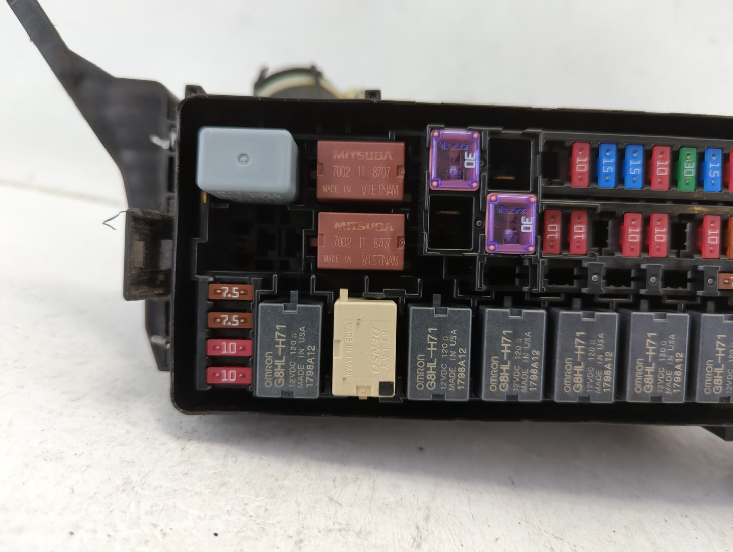 2019 Honda Hr-V Fusebox Fuse Box Panel Relay Module P/N:T7A -A11 4063 Y-1 1 Fits OEM Used Auto Parts - Oemusedautoparts1.com