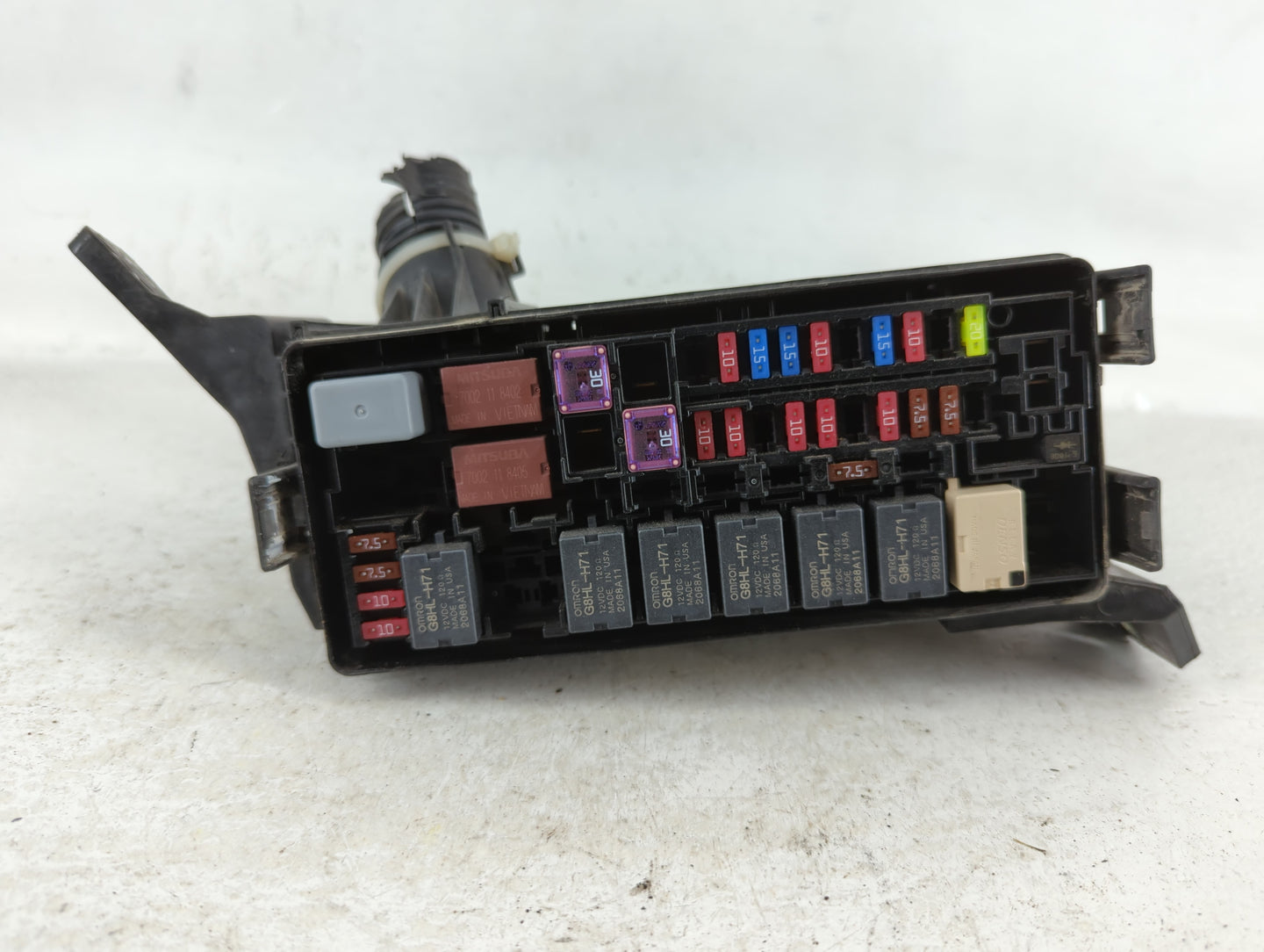 2019 Honda Hr-V Fusebox Fuse Box Panel Relay Module P/N:T7A-A11 4063 Fits OEM Used Auto Parts - Oemusedautoparts1.com