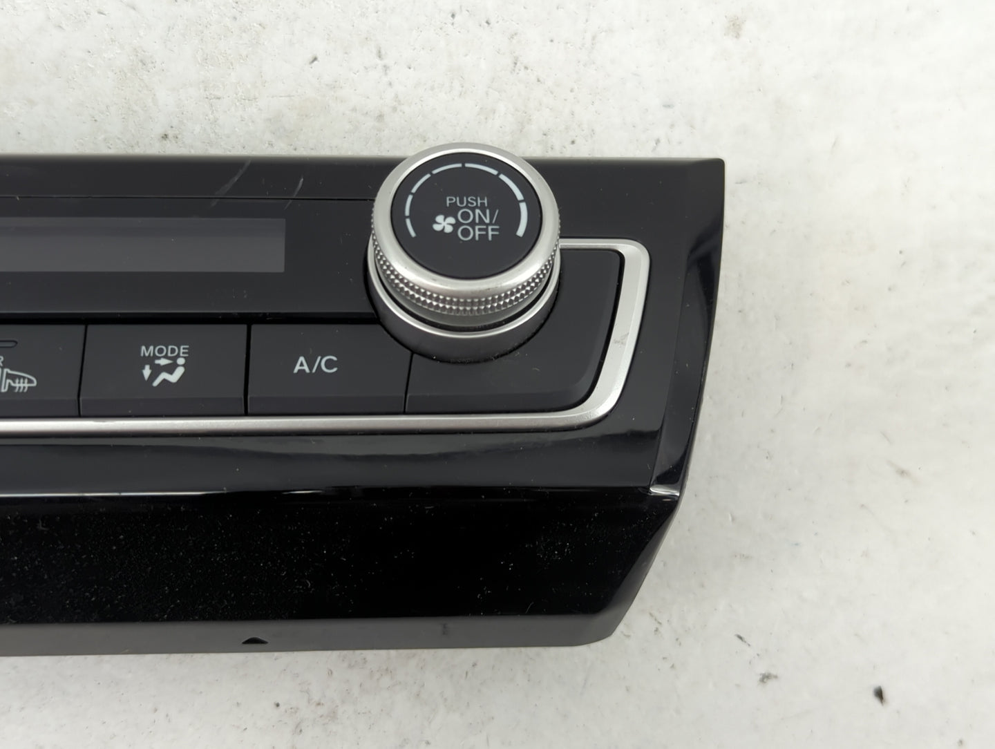 2019 Honda Insight Climate Control Module Temperature AC/Heater Replacement P/N:79610-TXM-A012-M1 Fits OEM Used Auto Parts -