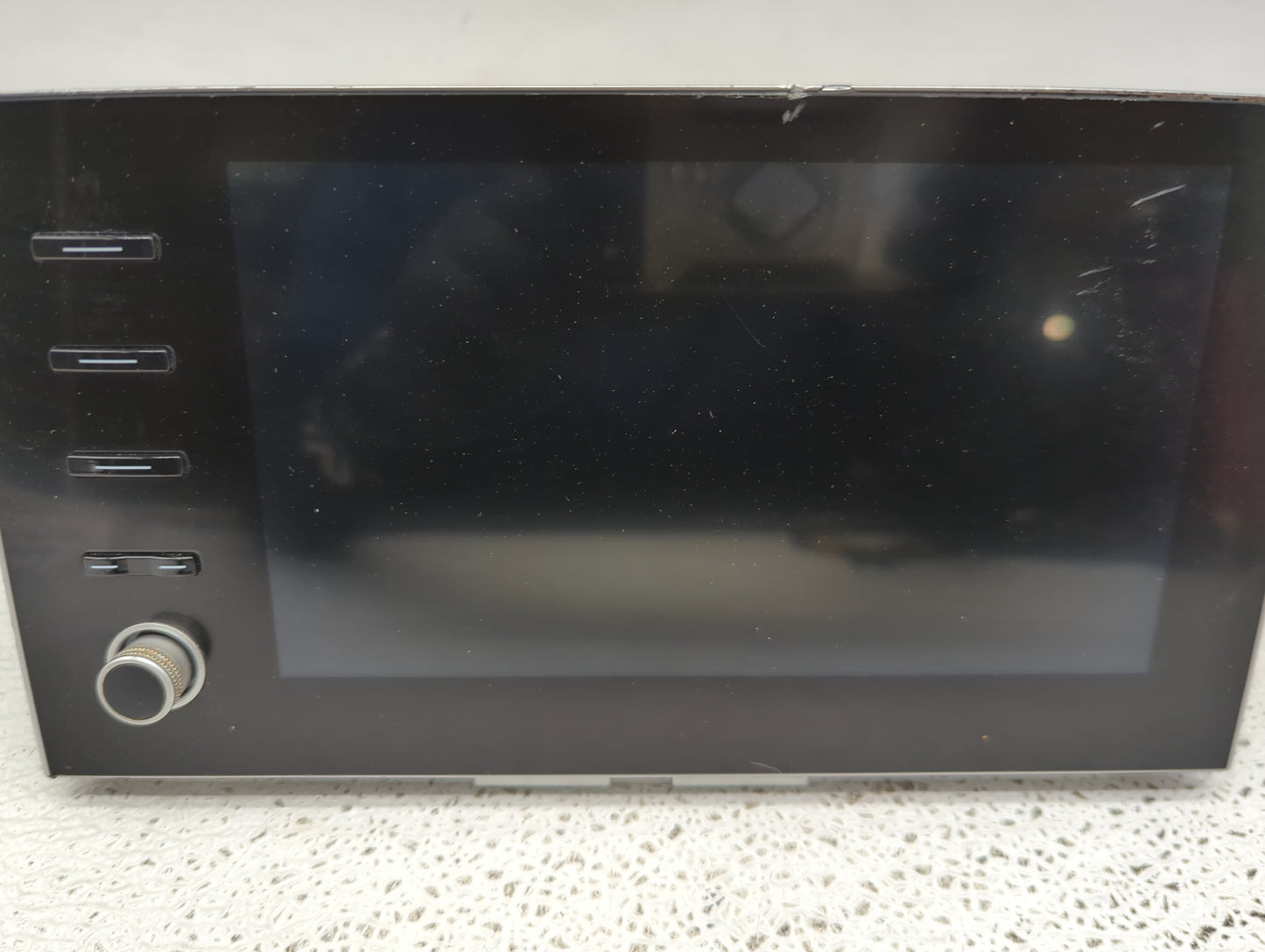 2019-2022 Honda Insight Radio AM FM Cd Player Receiver Replacement P/N:39540-TXM-A51 Fits Fits 2019 2020 2021 2022 OEM Used 