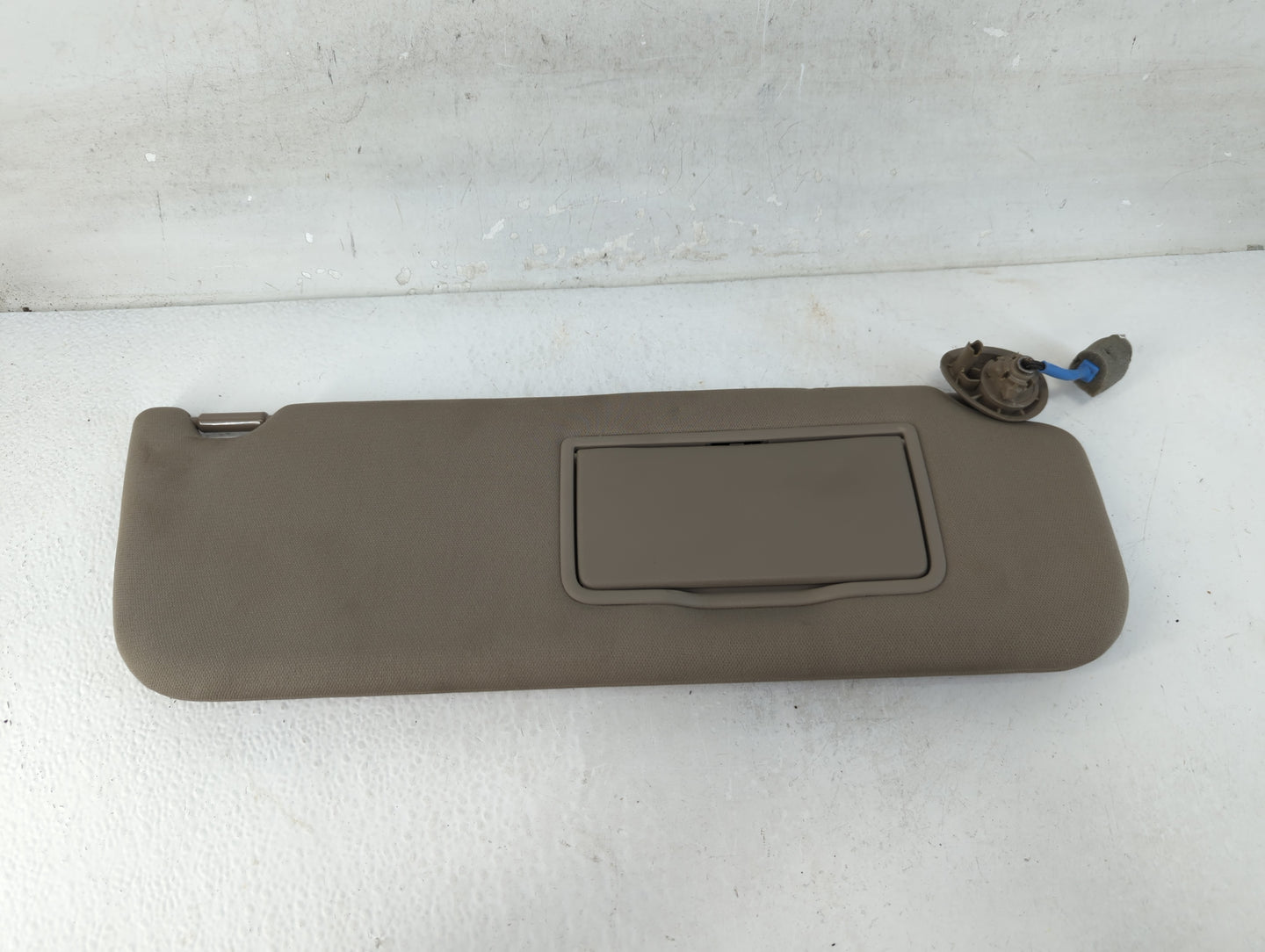 2019 Honda Odyssey Sun Visor Shade Replacement Passenger Right Mirror Fits OEM Used Auto Parts - Oemusedautoparts1.com