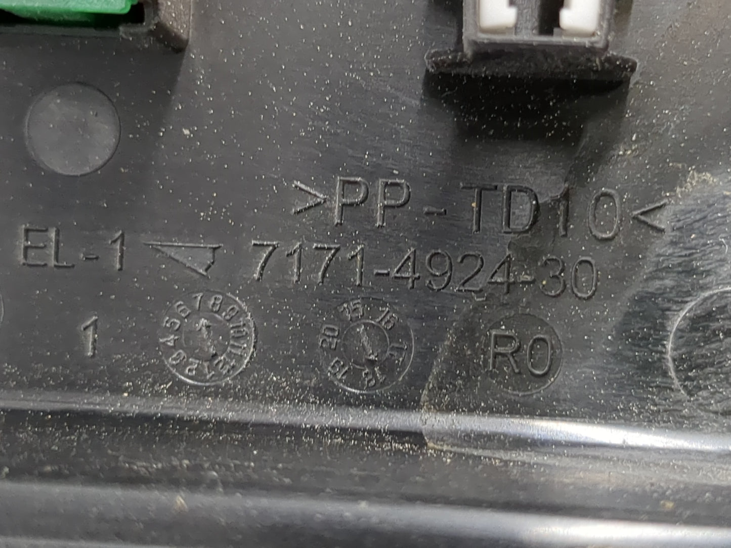 2019 Honda Odyssey Fusebox Fuse Box Panel Relay Module P/N:7171-4924-30 Fits OEM Used Auto Parts - Oemusedautoparts1.com