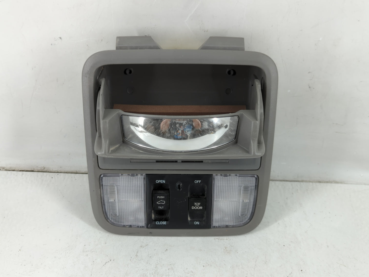 2019 Honda Odyssey Overhead Roof Console 1112188 - Oemusedautoparts1.com