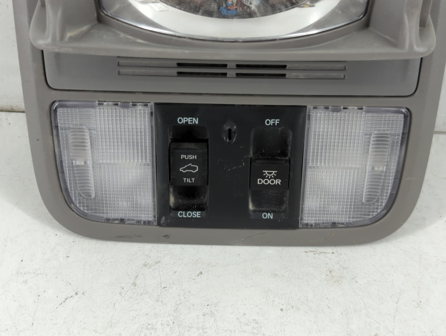 2019 Honda Odyssey Overhead Roof Console 1112188 - Oemusedautoparts1.com