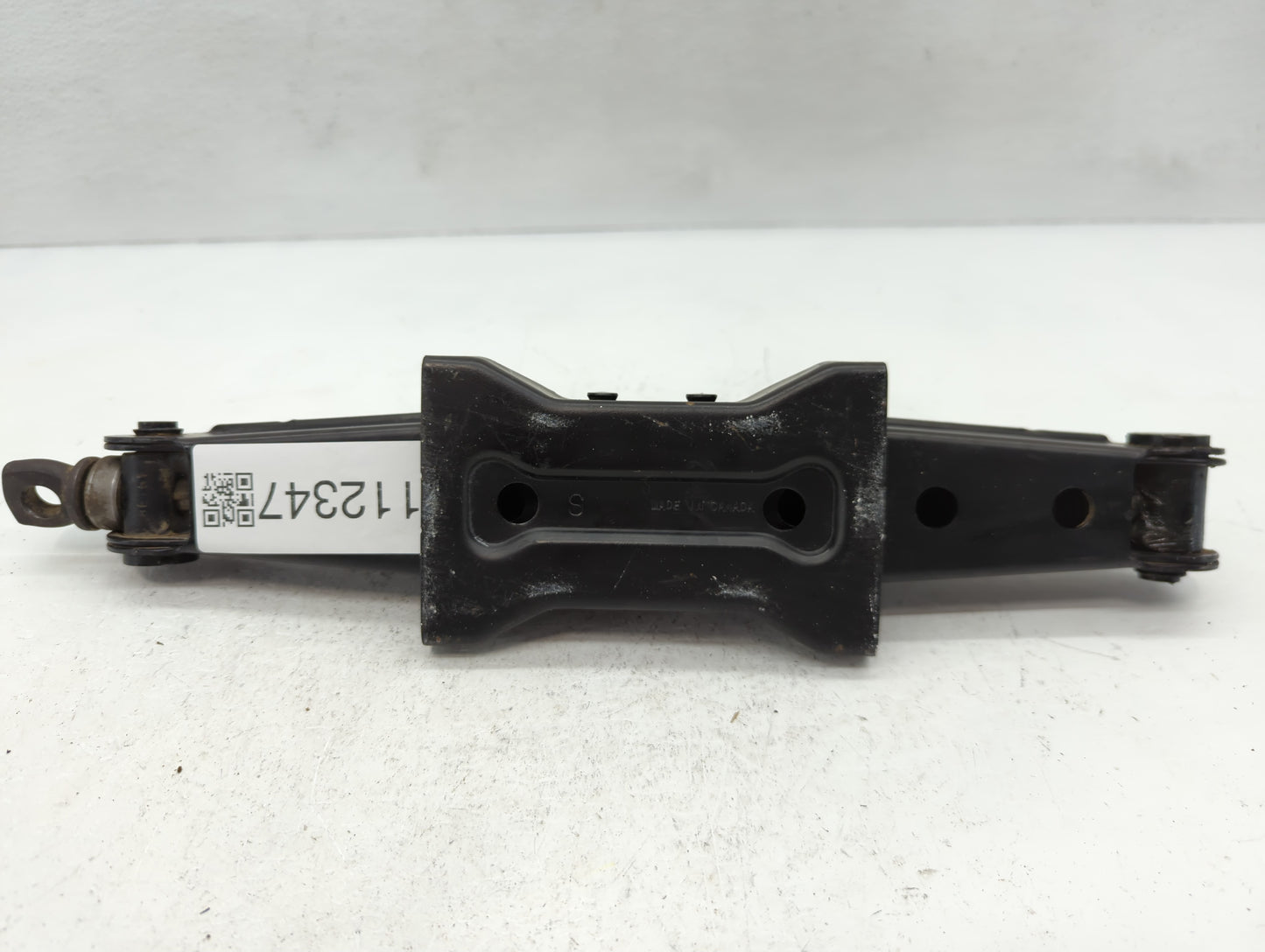 2019 Honda Odyssey Spare Scissor Car Jack - Oemusedautoparts1.com