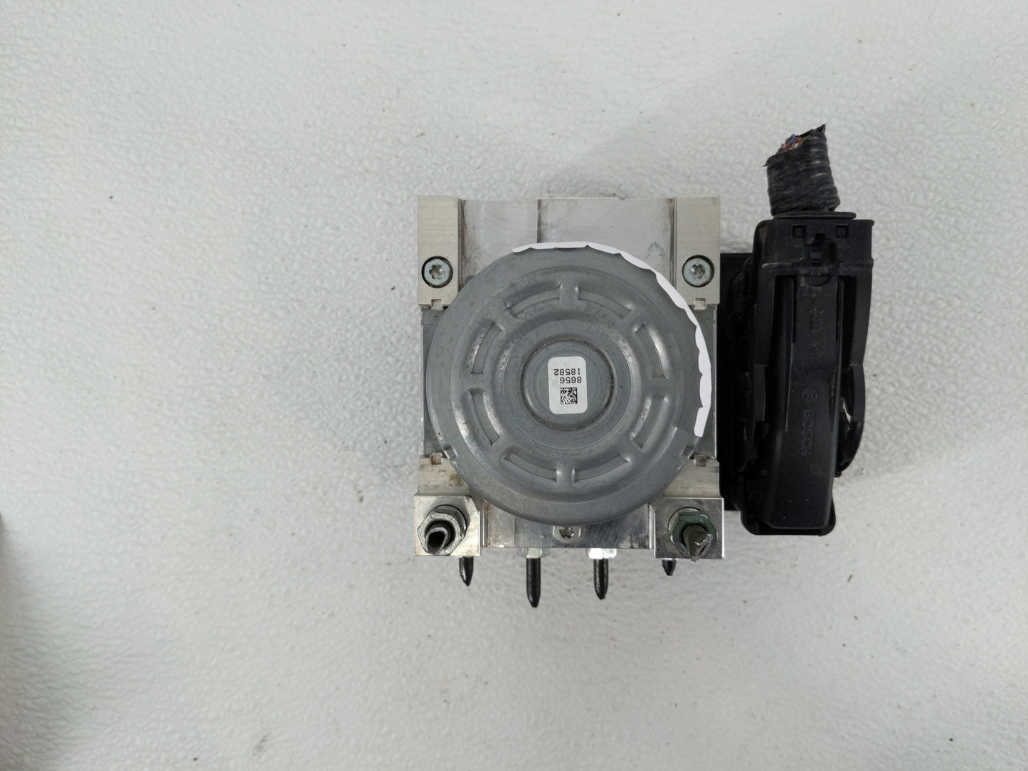2019 Honda Odyssey ABS Pump Control Module Replacement P/N:57110THR A040M1 Fits OEM Used Auto Parts - Oemusedautoparts1.com