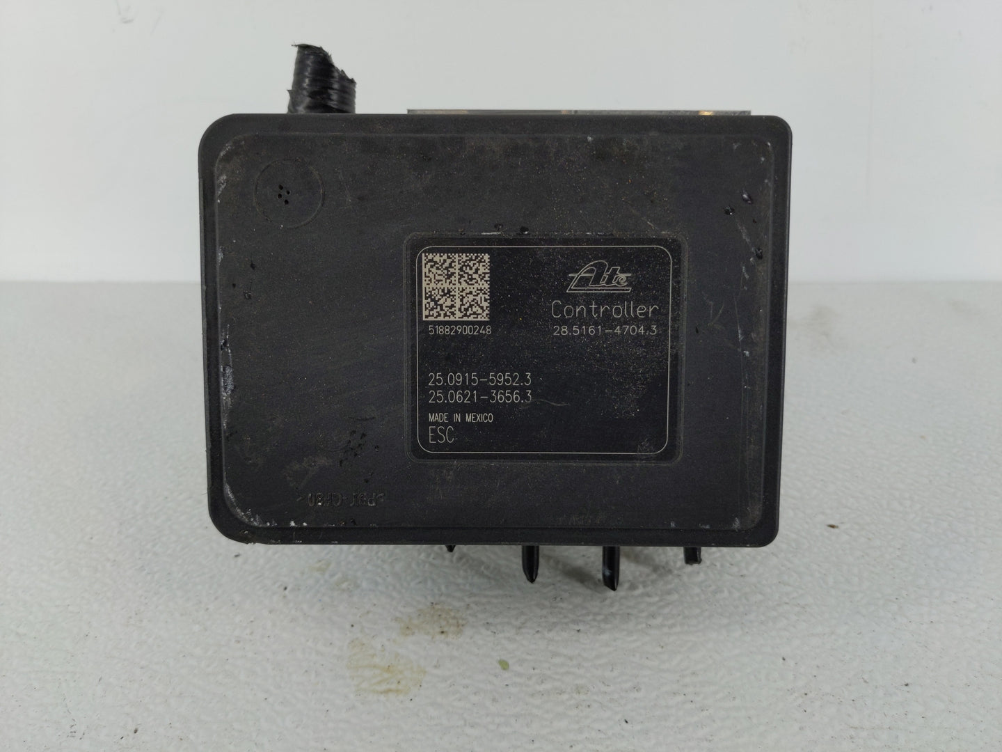2019 Honda Odyssey ABS Pump Control Module Replacement P/N:57110THR A040M1 Fits OEM Used Auto Parts - Oemusedautoparts1.com