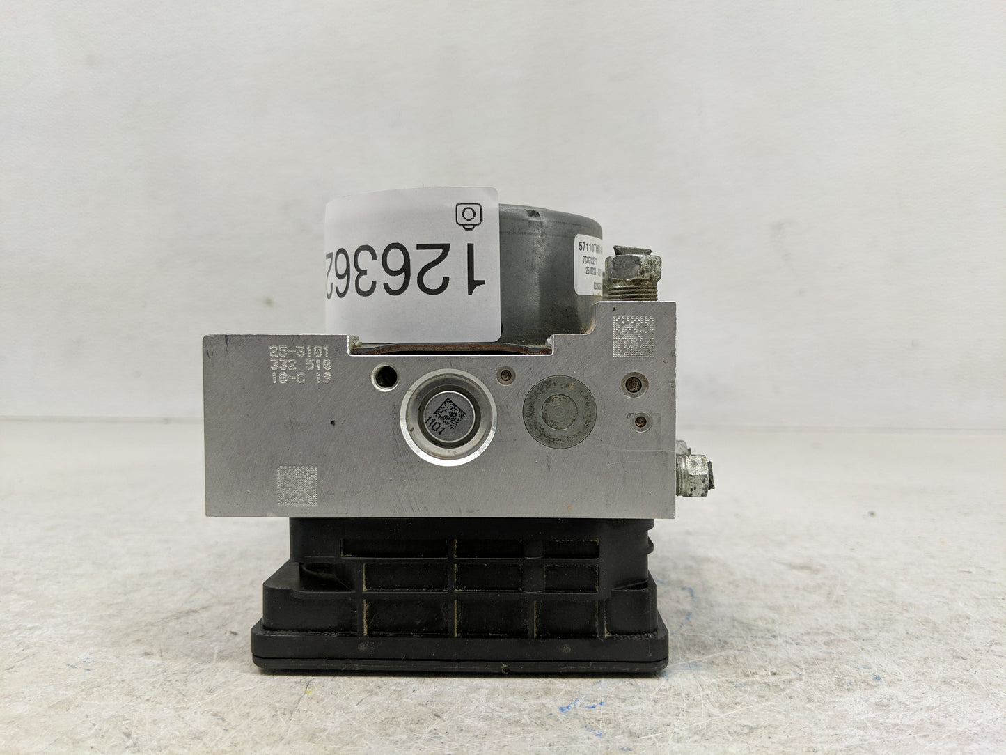 2019 Honda Odyssey ABS Pump Control Module Replacement P/N:25.0621-3656.3 25.0915-5952.3 Fits OEM Used Auto Parts - Oemuseda