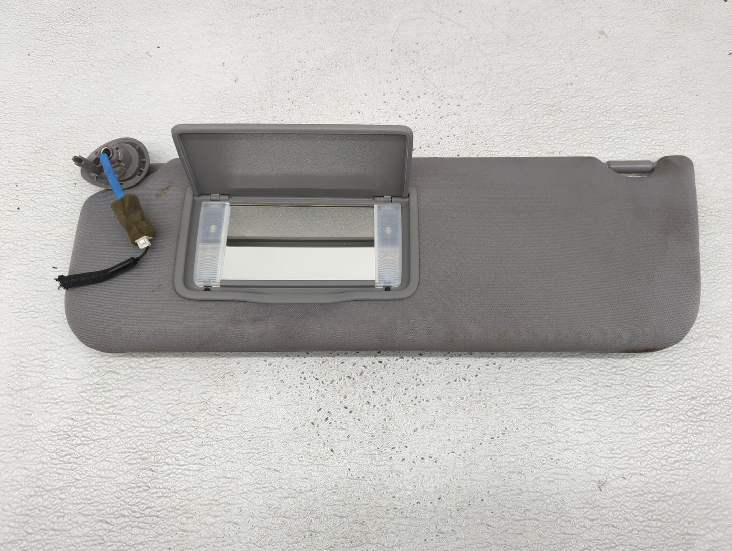 2019 Honda Odyssey Sun Visor Shade Replacement Driver Left Mirror Fits OEM Used Auto Parts - Oemusedautoparts1.com