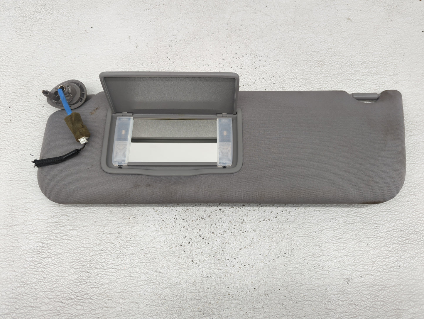 2019 Honda Odyssey Sun Visor Shade Replacement Driver Left Mirror Fits OEM Used Auto Parts - Oemusedautoparts1.com