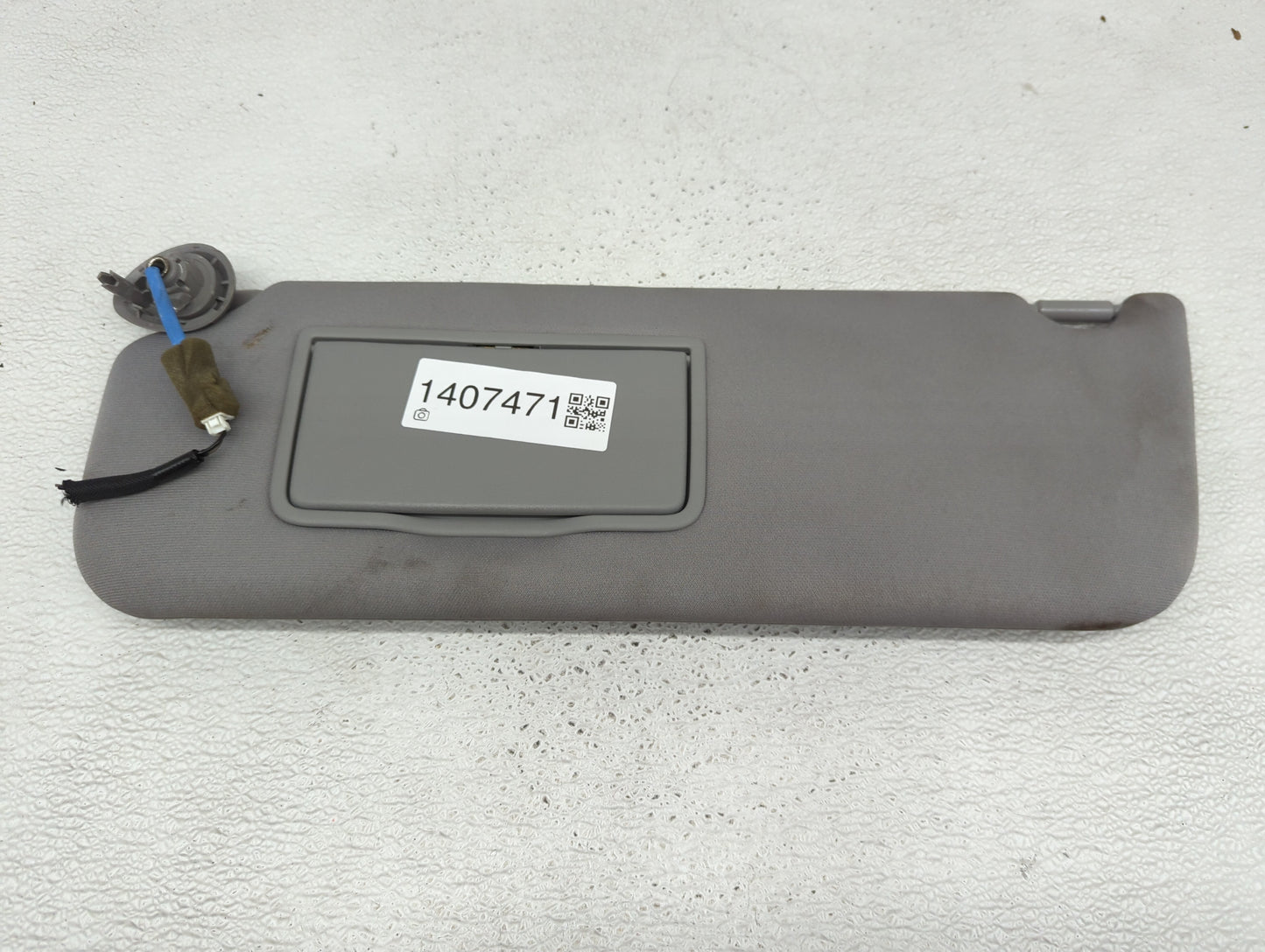 2019 Honda Odyssey Sun Visor Shade Replacement Driver Left Mirror Fits OEM Used Auto Parts - Oemusedautoparts1.com