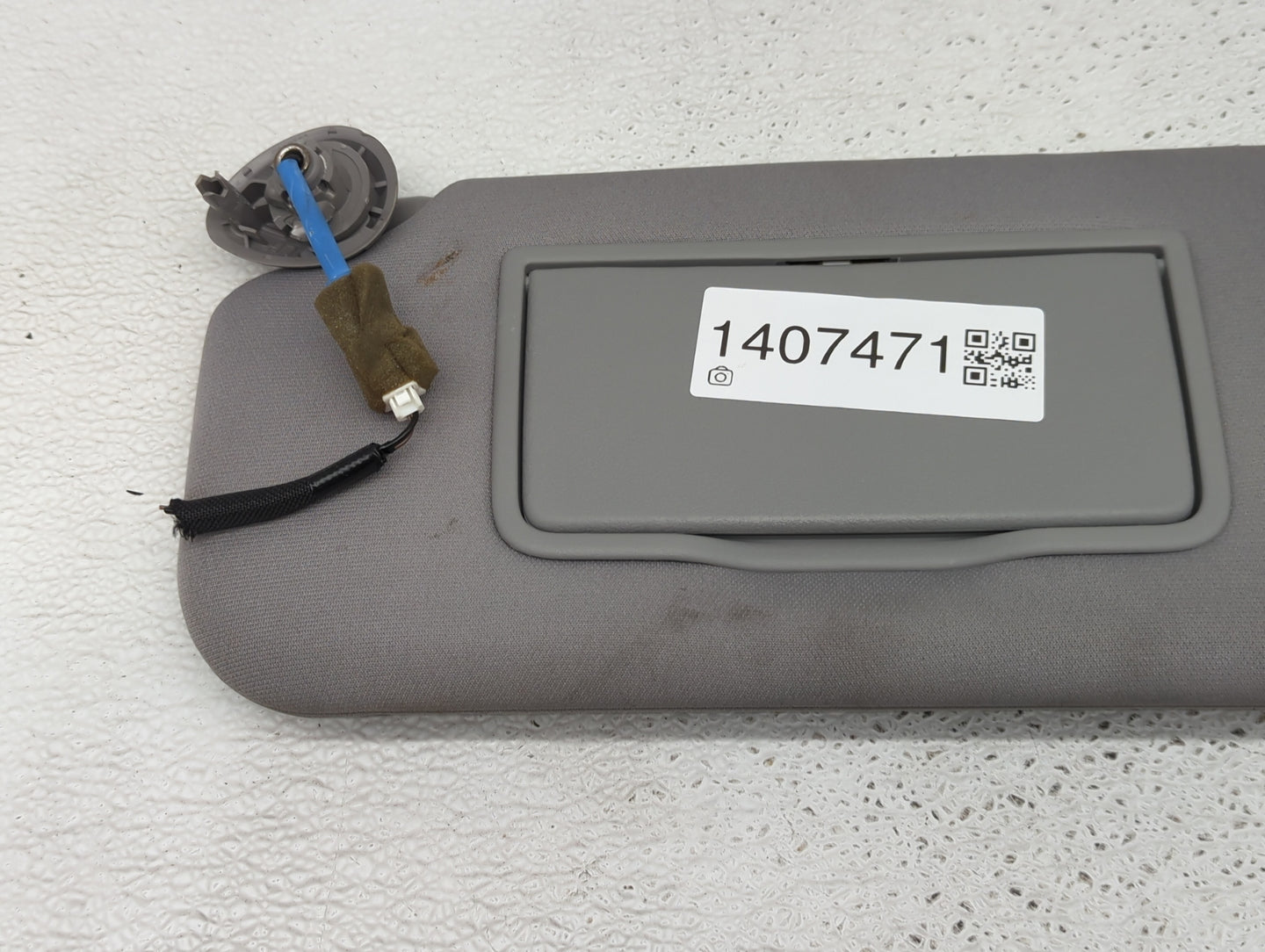 2019 Honda Odyssey Sun Visor Shade Replacement Driver Left Mirror Fits OEM Used Auto Parts - Oemusedautoparts1.com