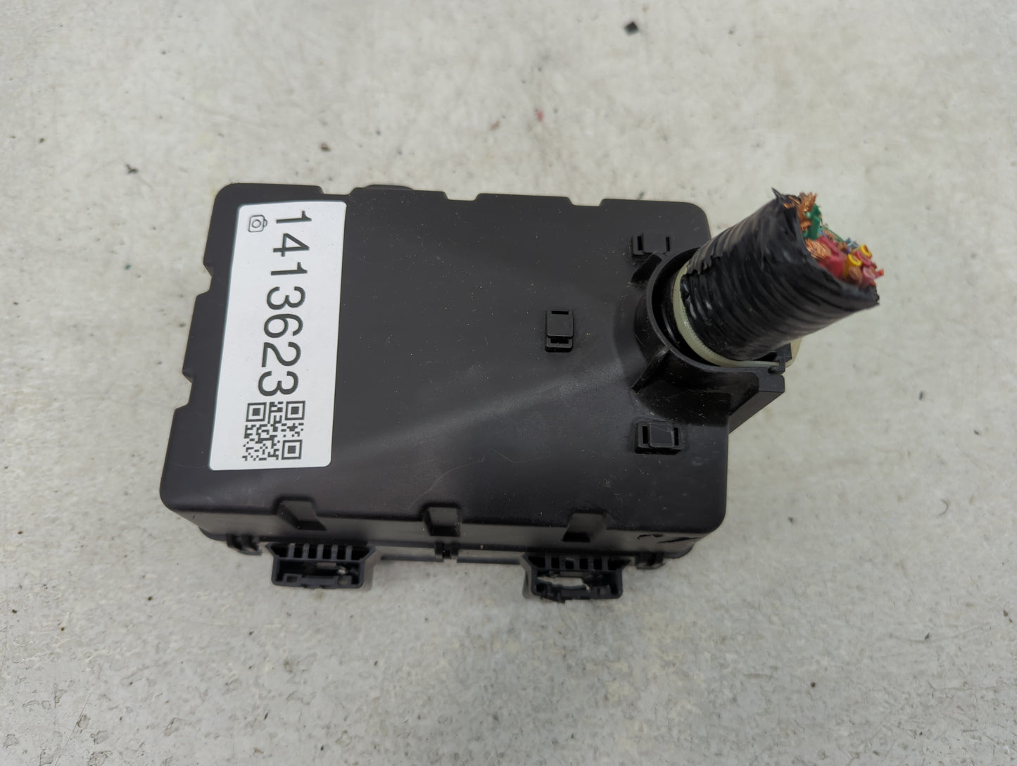 2019 Honda Odyssey Fusebox Fuse Box Panel Relay Module P/N:7171-4924-30 Fits OEM Used Auto Parts - Oemusedautoparts1.com