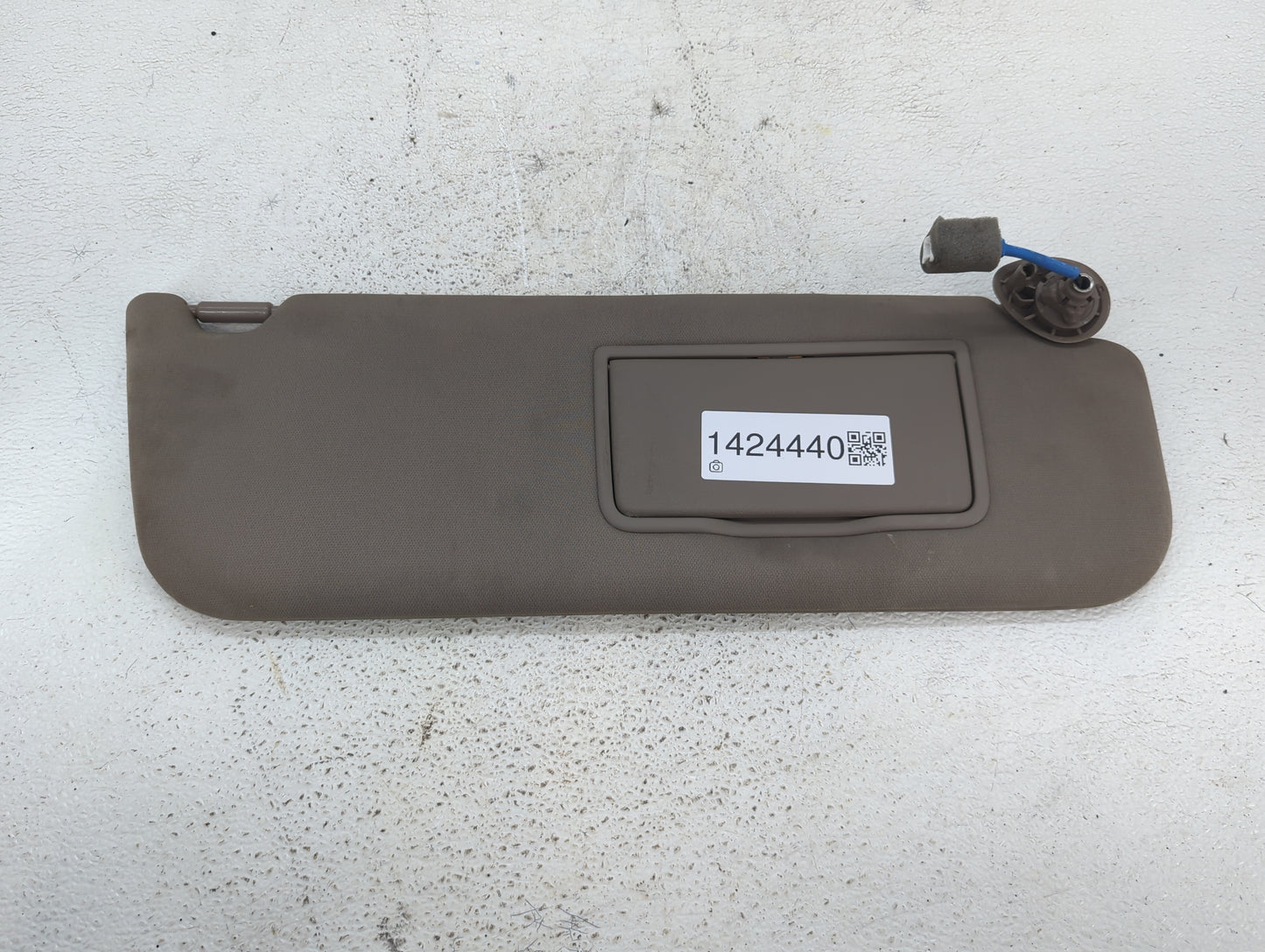 2019 Honda Odyssey Sun Visor Shade Replacement Passenger Right Mirror Fits OEM Used Auto Parts - Oemusedautoparts1.com