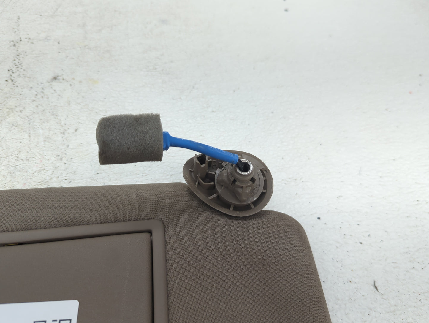 2019 Honda Odyssey Sun Visor Shade Replacement Passenger Right Mirror Fits OEM Used Auto Parts - Oemusedautoparts1.com