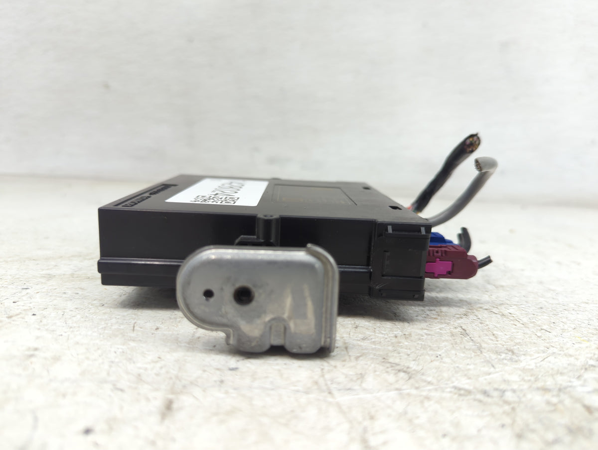 2019 Honda Odyssey Telematics Control Module 39870-thr-a110-m1|574b-ka36 - Oemusedautoparts1.com