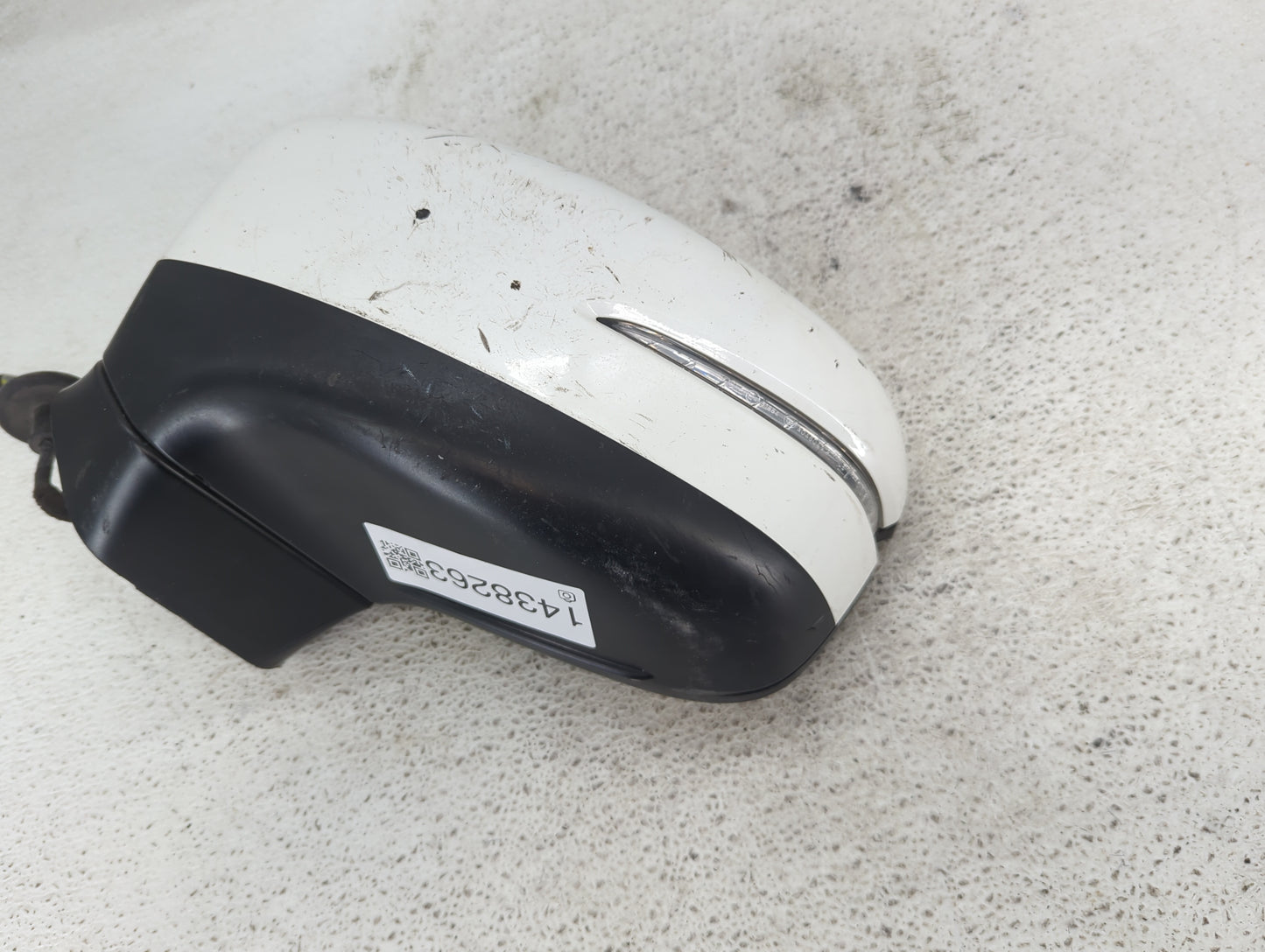 2019 Honda Odyssey Driver Side View Mirror - Left Door Mirror OEM Used - Oemusedautoparts1.com