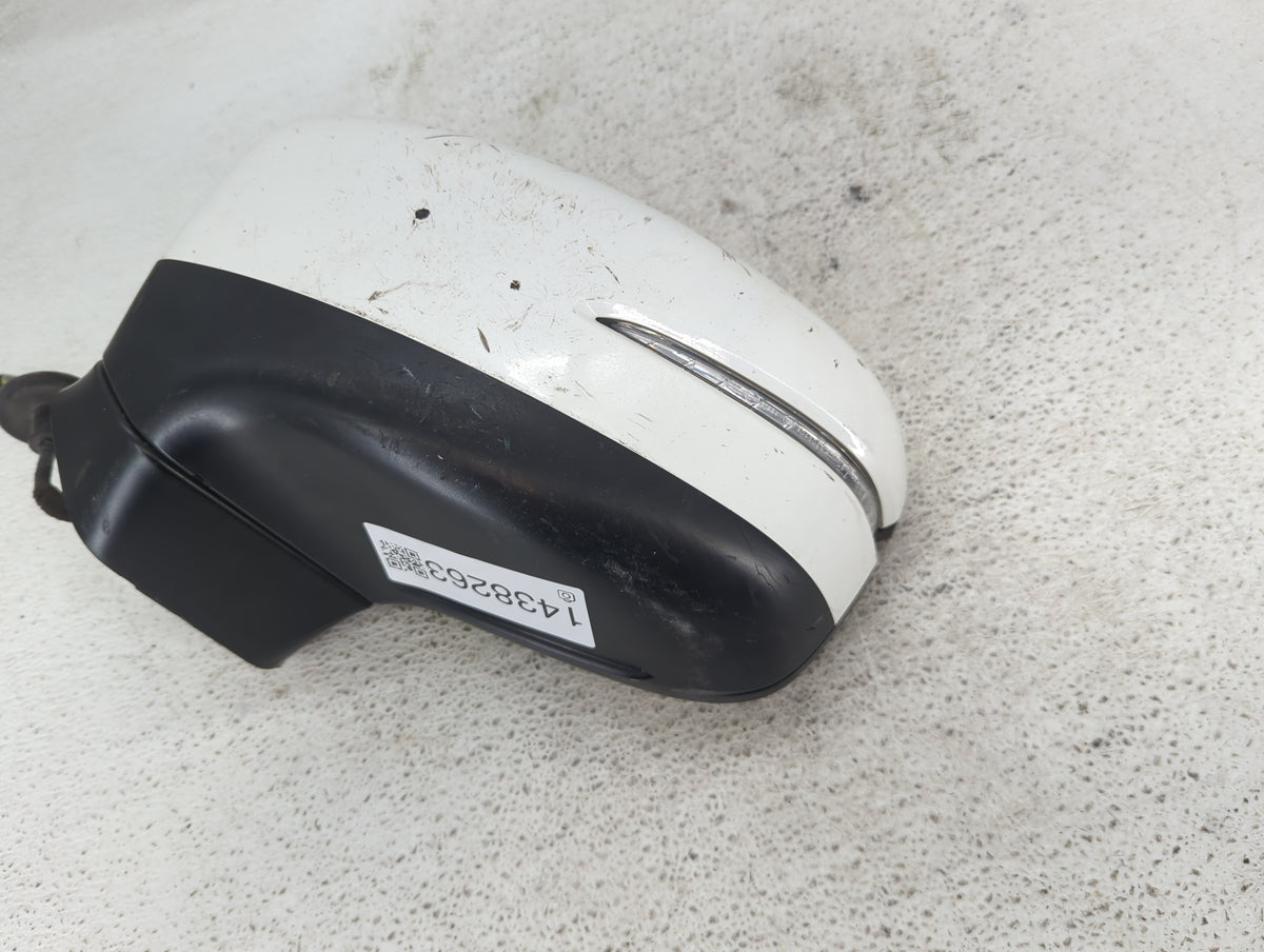 2018-2019 Honda Odyssey Driver Side View Mirror - Left Door Mirror OEM Used - Oemusedautoparts1.com