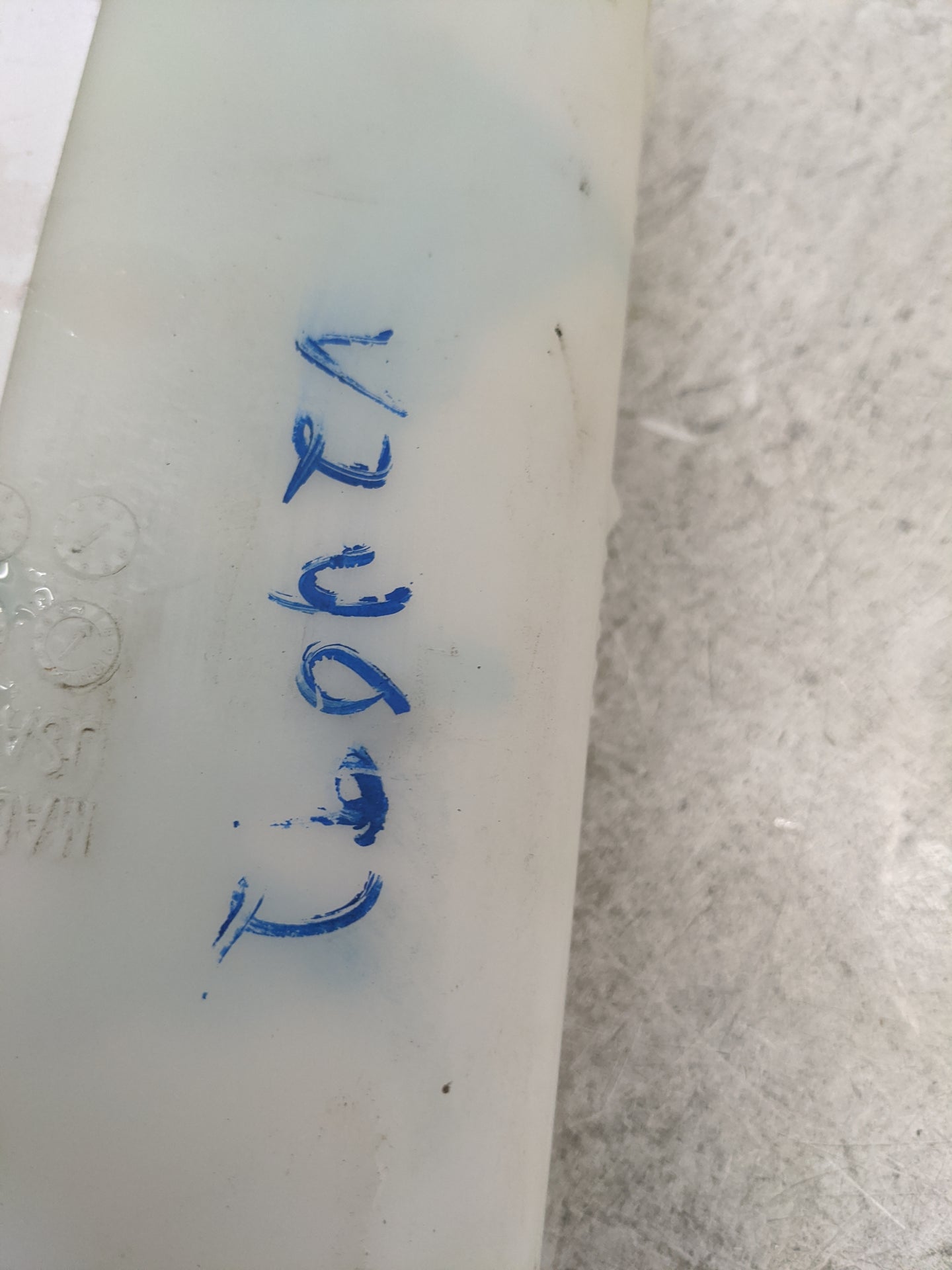 2019 Honda Odyssey Radiator Coolant Overflow Expansion Tank Bottle - Oemusedautoparts1.com