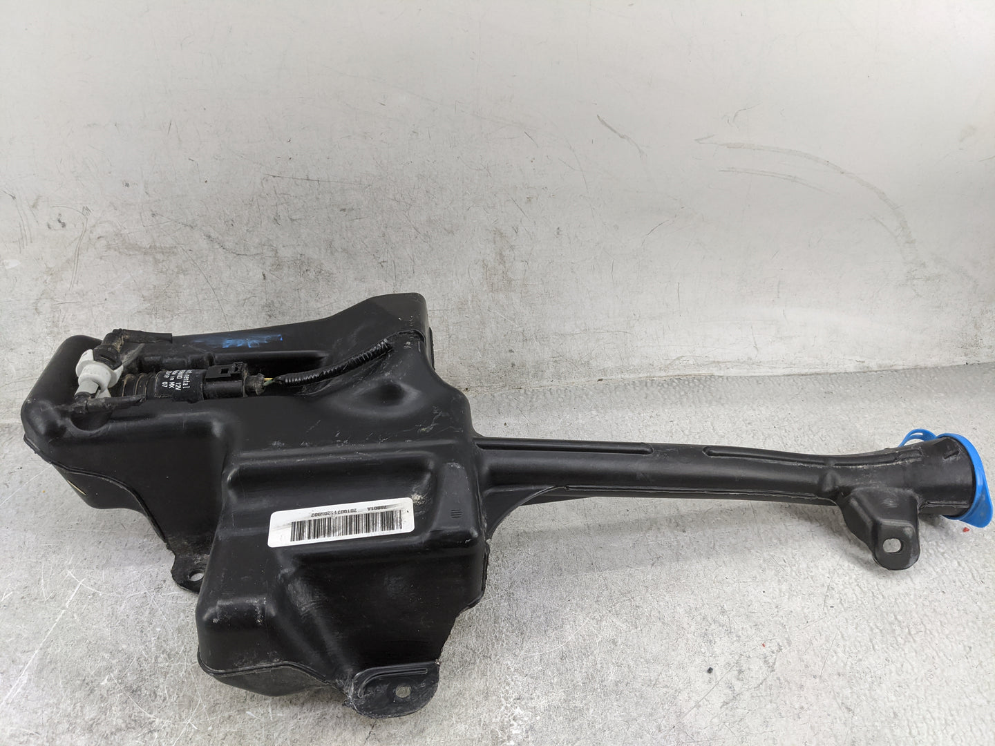 2019 Honda Odyssey Windshield Washer Fluid Reservoir Bottle Oem - Oemusedautoparts1.com