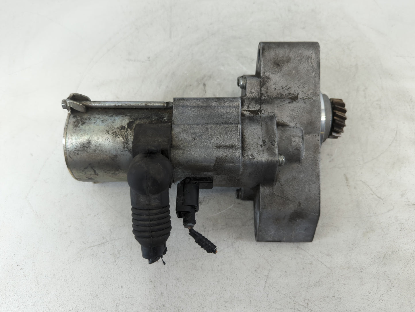 2019 Honda Odyssey Car Starter Motor Solenoid OEM P/N:SM-77002 Fits Fits 2015 2016 2017 2018 2020 2021 2022 OEM Used Auto Pa