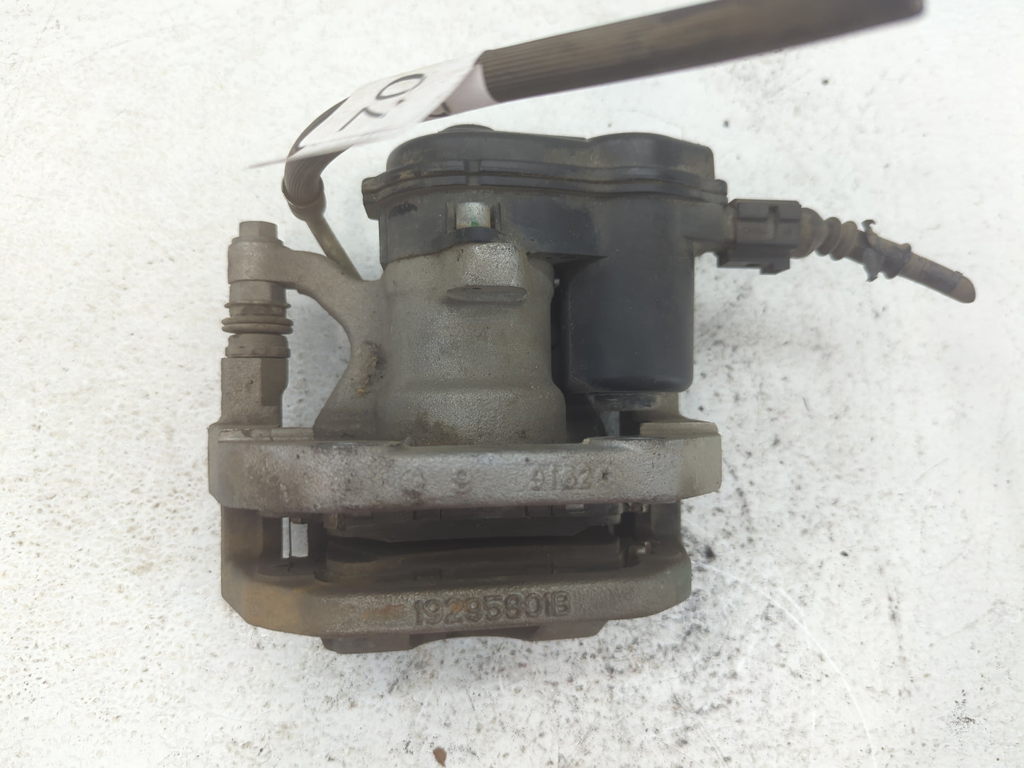 2019 Honda Odyssey Front Driver Left Brake Caliper - Oemusedautoparts1.com