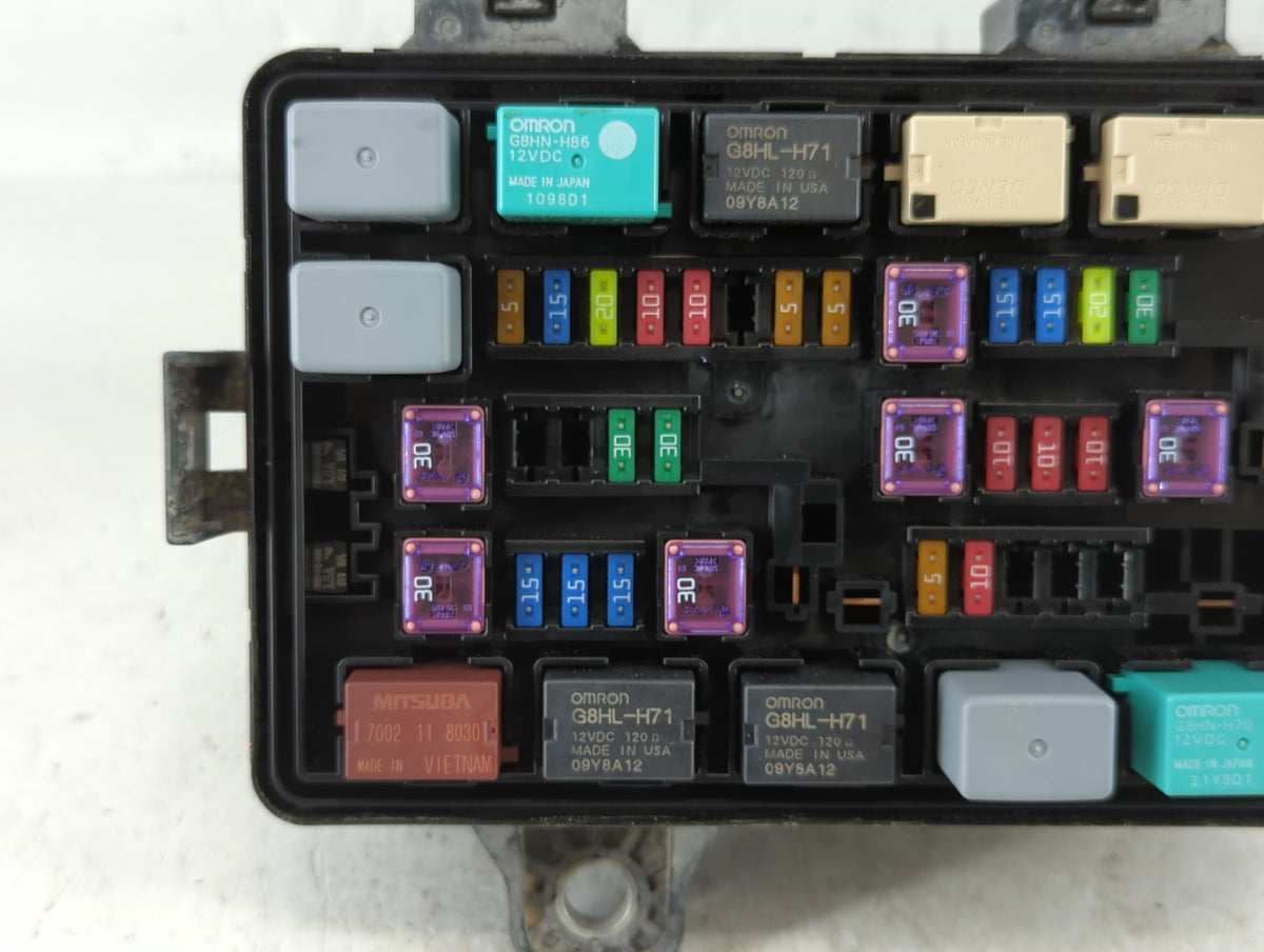 2018-2019 Honda Odyssey Fusebox Fuse Box Panel Relay Module P/N:71471-4924-30 Fits Fits 2018 2019 OEM Used Auto Parts - Oemu