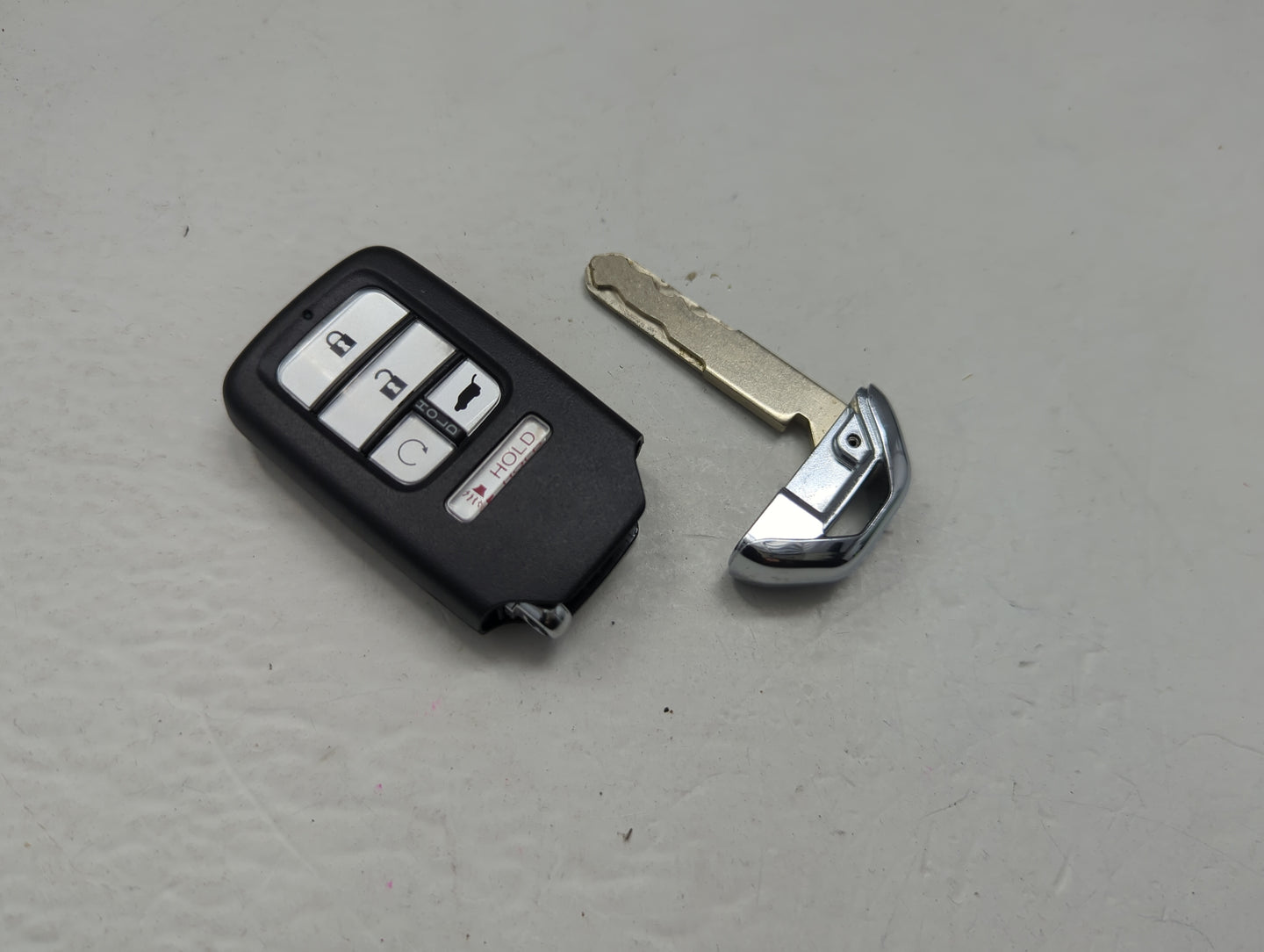 Honda Passport Keyless Entry Remote Fob KR5 V44 72147-TG7-A92 5 buttons - Oemusedautoparts1.com