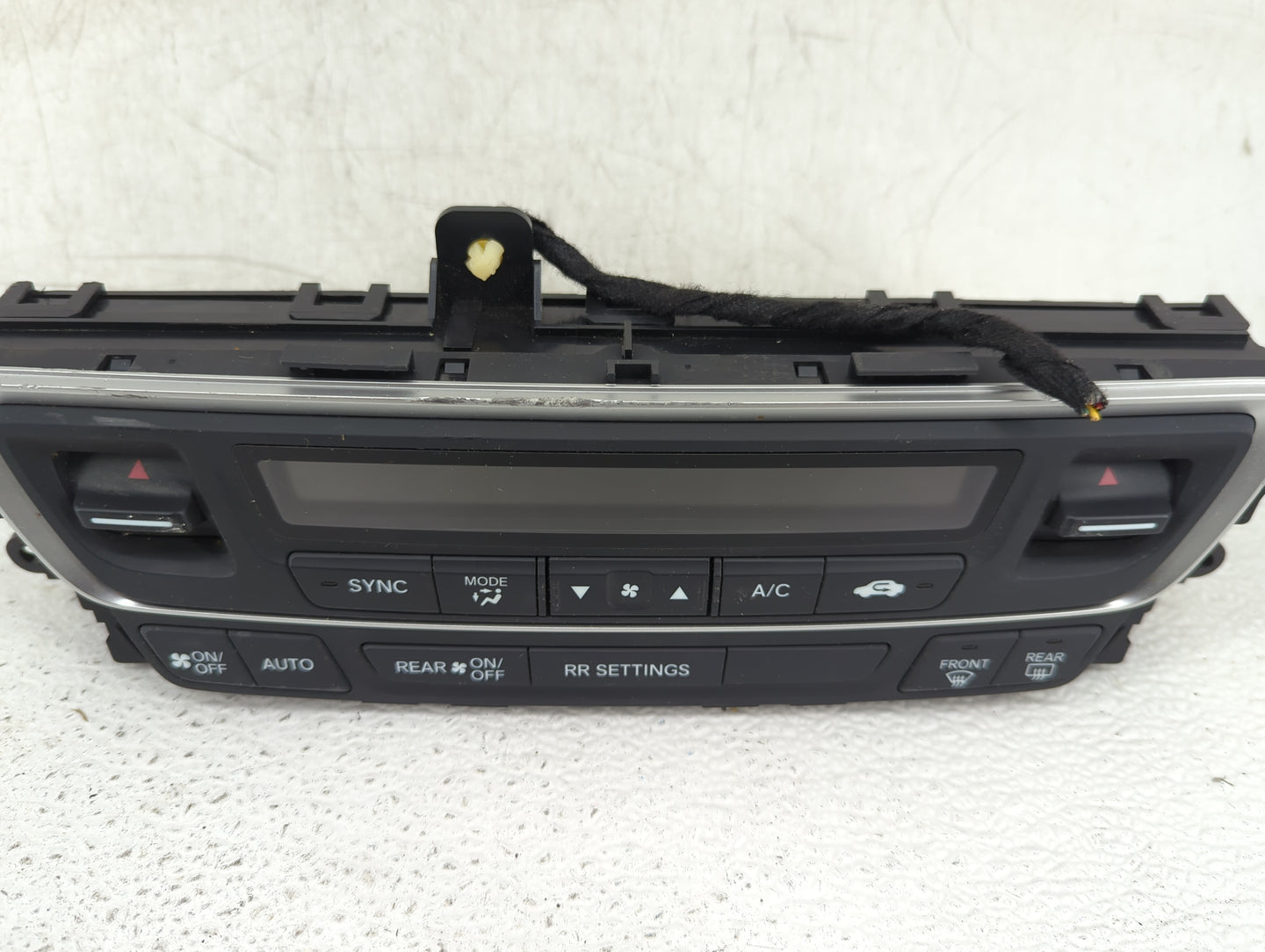 2019-2021 Honda Passport Climate Control Module Temperature AC/Heater Replacement P/N:79600TGSA412M1 Fits Fits 2019 2020 202
