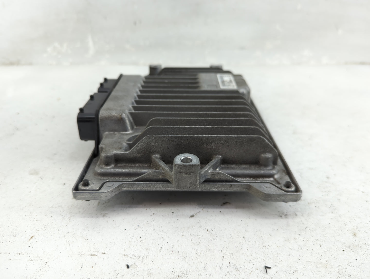 2019 Honda Passport PCM Engine Control Computer ECU ECM PCU OEM P/N:37820-RLV-L35 J623-103320 Fits OEM Used Auto Parts - Oem