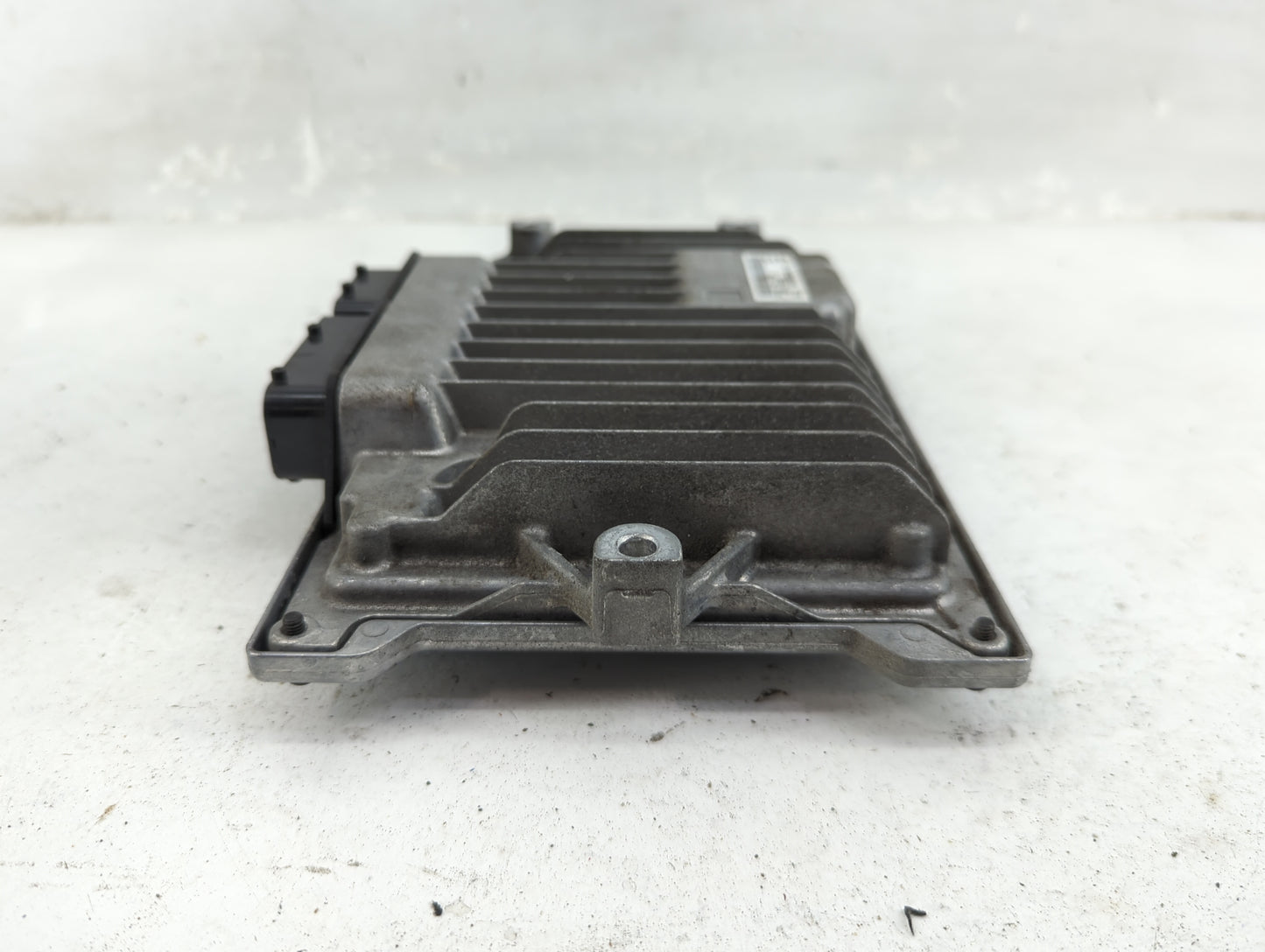 2019 Honda Passport PCM Engine Control Computer ECU ECM PCU OEM P/N:37820-RLV-L35 J623-103320 Fits OEM Used Auto Parts - Oem