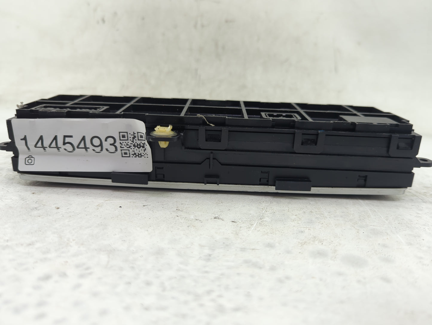 2019 Honda Passport Climate Control Module Temperature AC/Heater Replacement P/N:79600TGSA412M1 SANWA2A667B Fits OEM Used Au