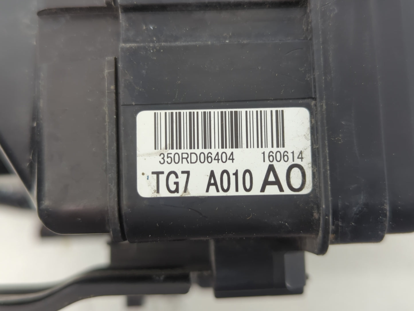2019 Honda Passport Fusebox Fuse Box Panel Relay Module P/N:TG7 A010 A0 Fits Fits 2016 2017 2018 OEM Used Auto Parts - Oemus