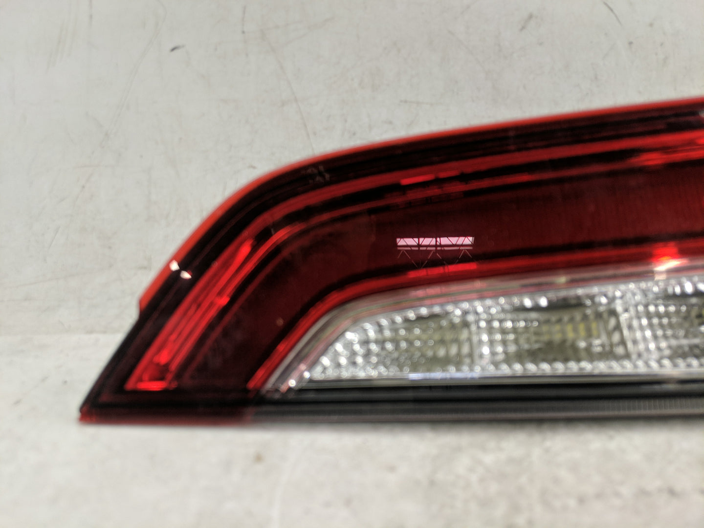 2019-2022 Honda Pilot Tail Light Assembly Passenger Right OEM Fits Fits 2019 2020 2021 2022 OEM Used Auto Parts - Oemusedaut