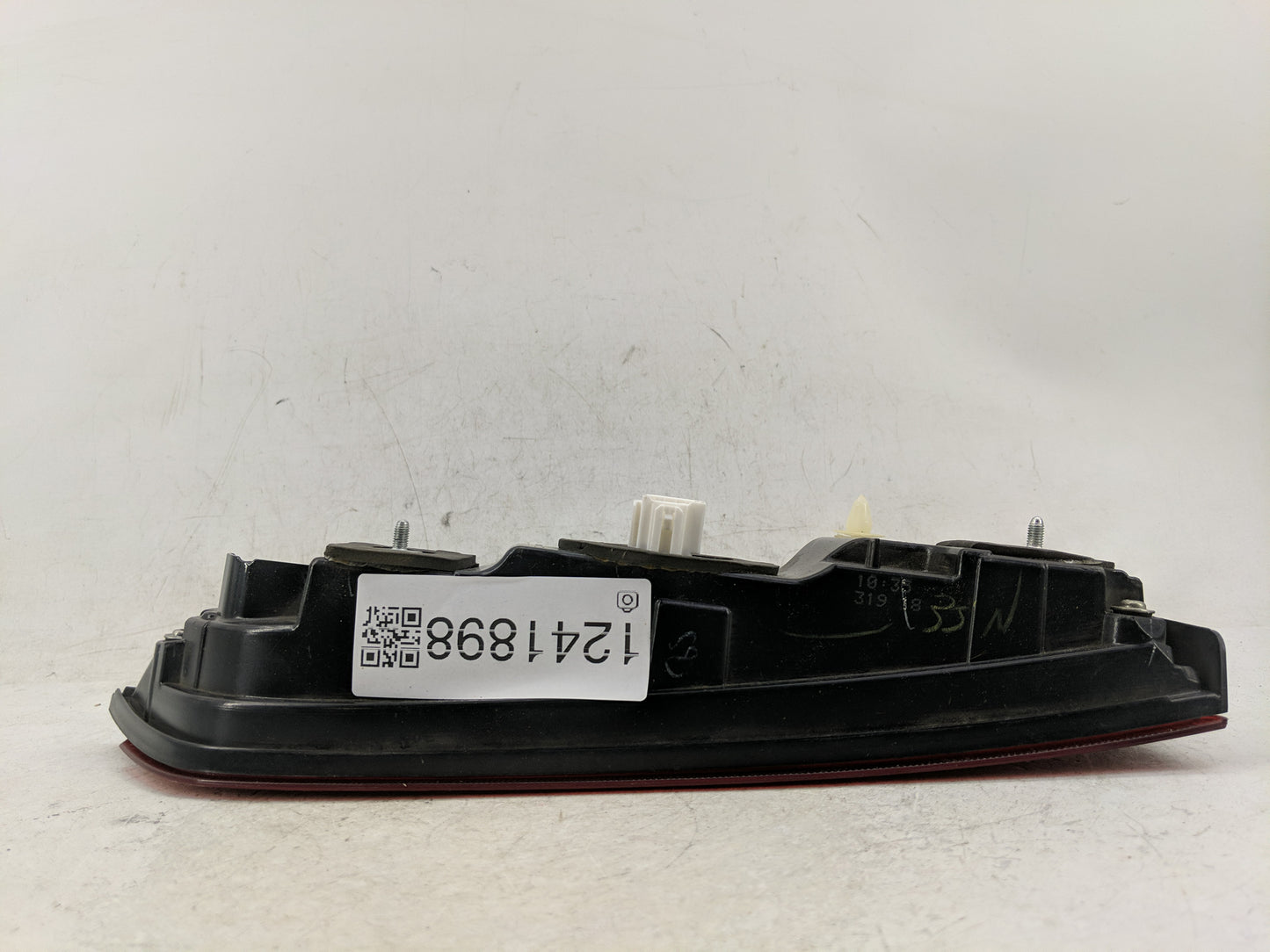 2019-2022 Honda Pilot Passenger Right Side Deck Lid Mounted Tail Light - Oemusedautoparts1.com