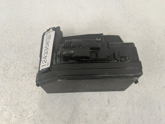 2019-2020 Honda Pilot Fusebox Fuse Box Panel Relay Module P/N:TG7 A010 A0 Fits Fits 2019 2020 OEM Used Auto Parts