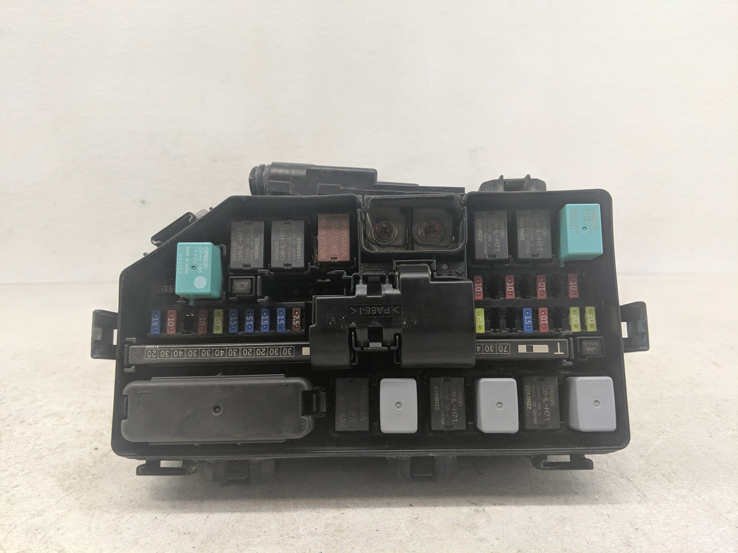 2019-2020 Honda Pilot Fusebox Fuse Box Panel Relay Module P/N:TG7 A010 A0 Fits Fits 2019 2020 OEM Used Auto Parts - Oemuseda