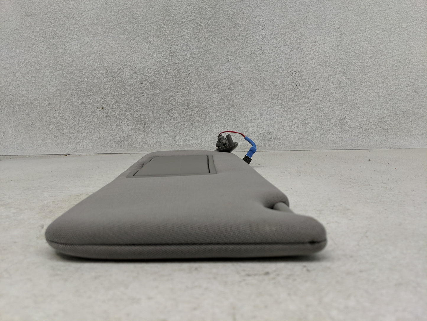 2016-2022 Honda Pilot Sun Visor Shade Replacement Driver Left Mirror Fits Fits 2016 2017 2018 2019 2020 2021 2022 OEM Used A